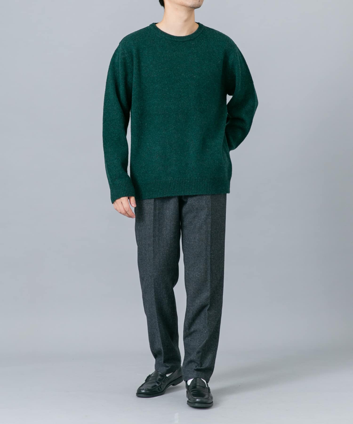 GREEN