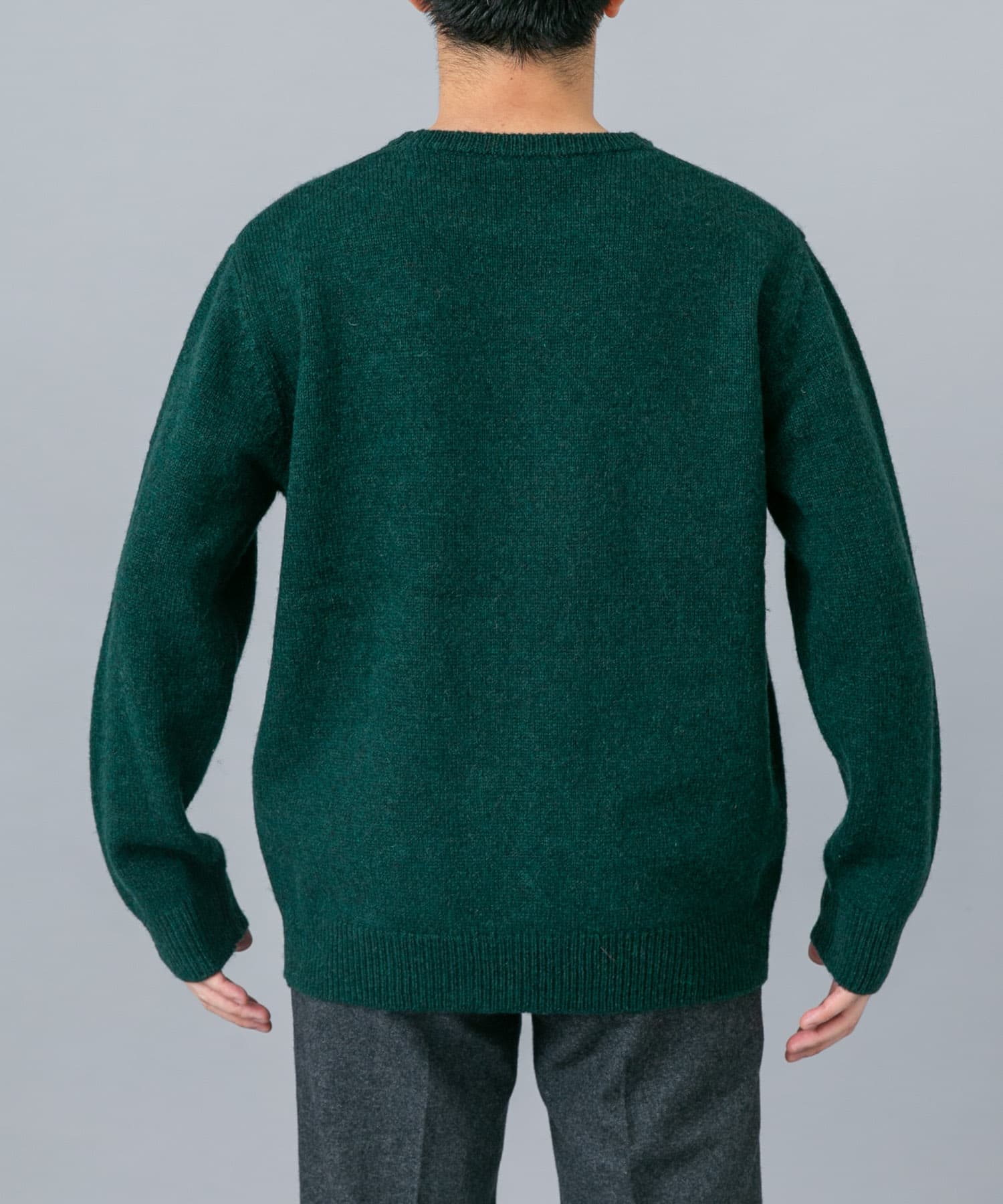 GREEN