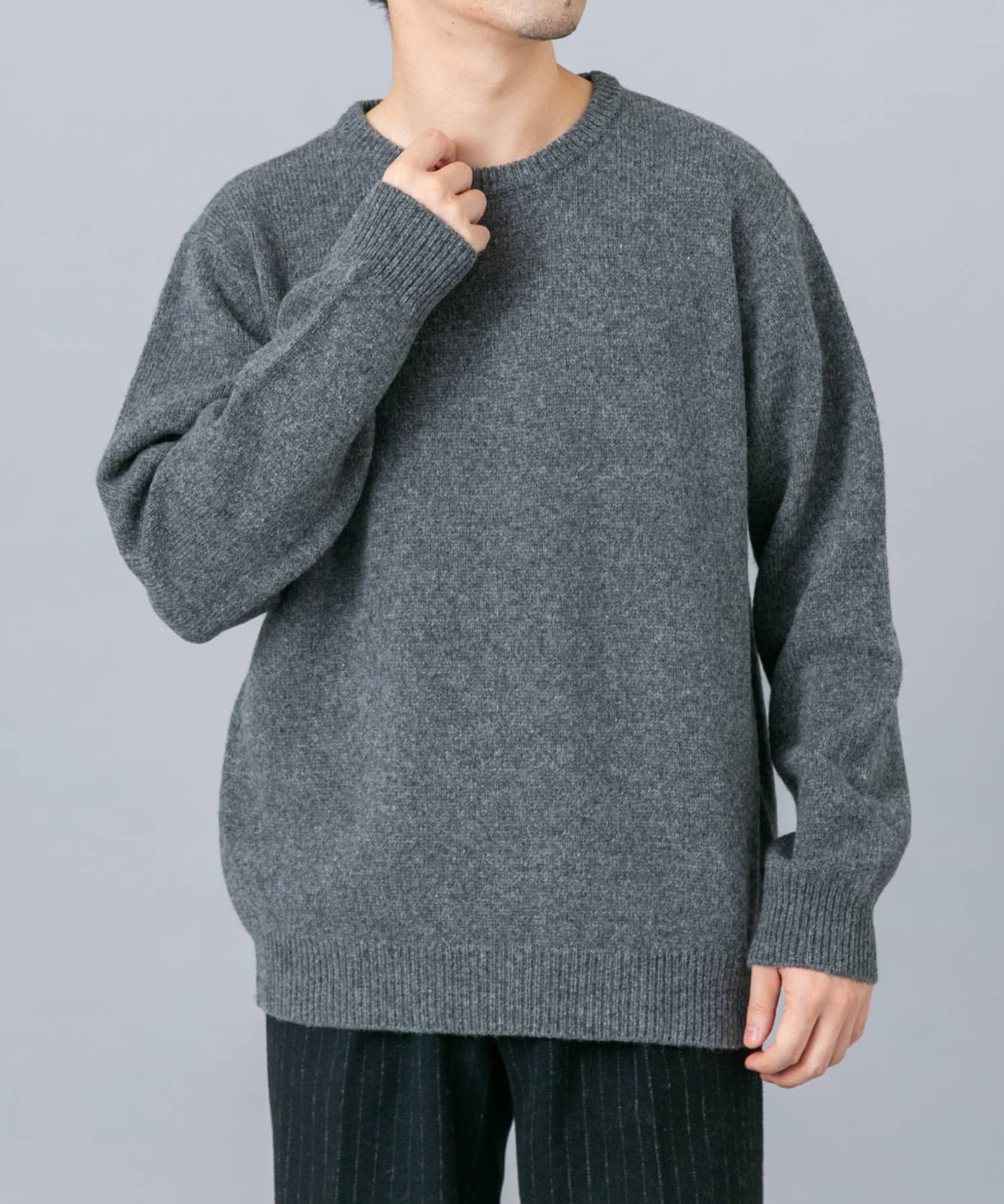 GRAY