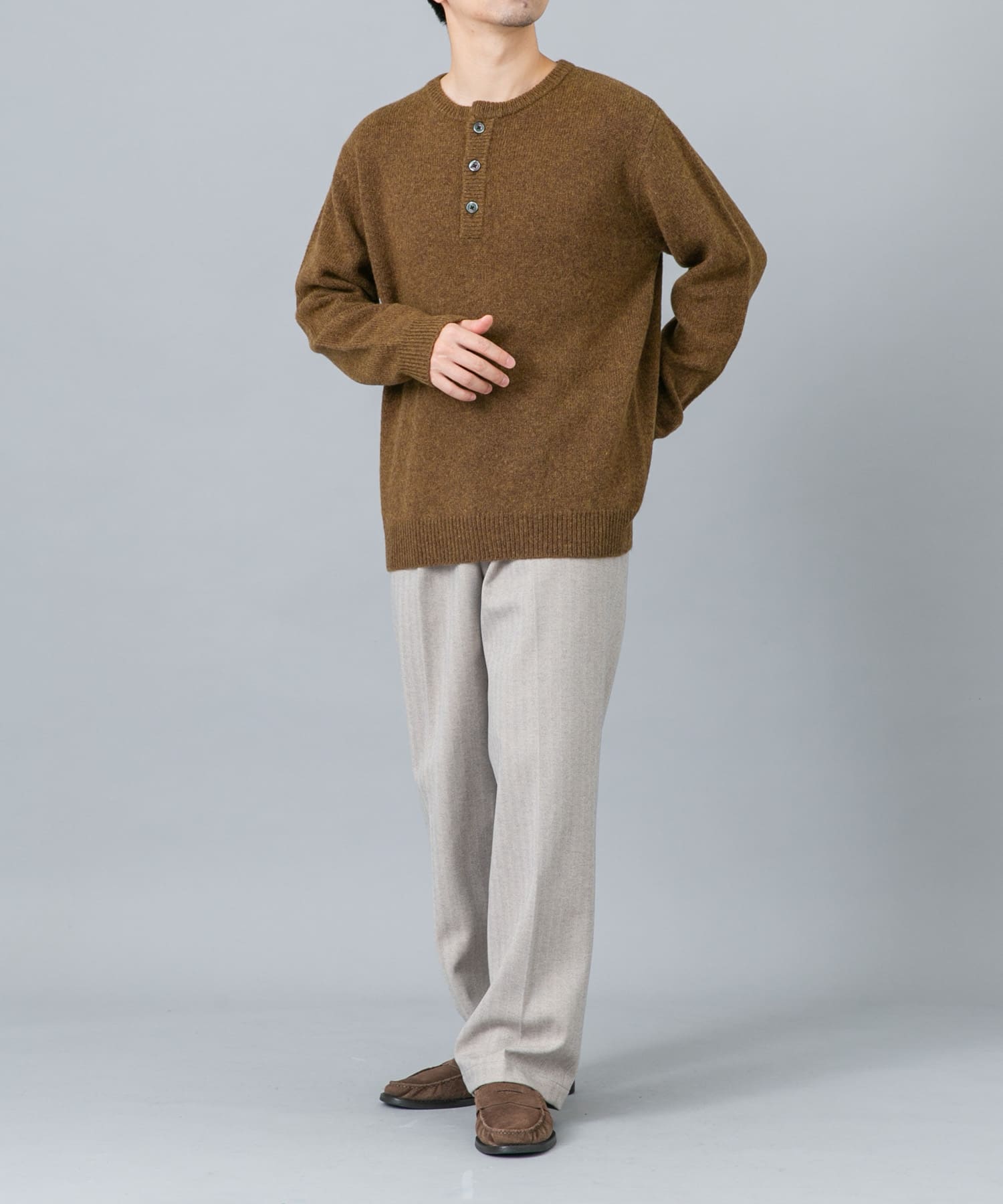 KHAKI