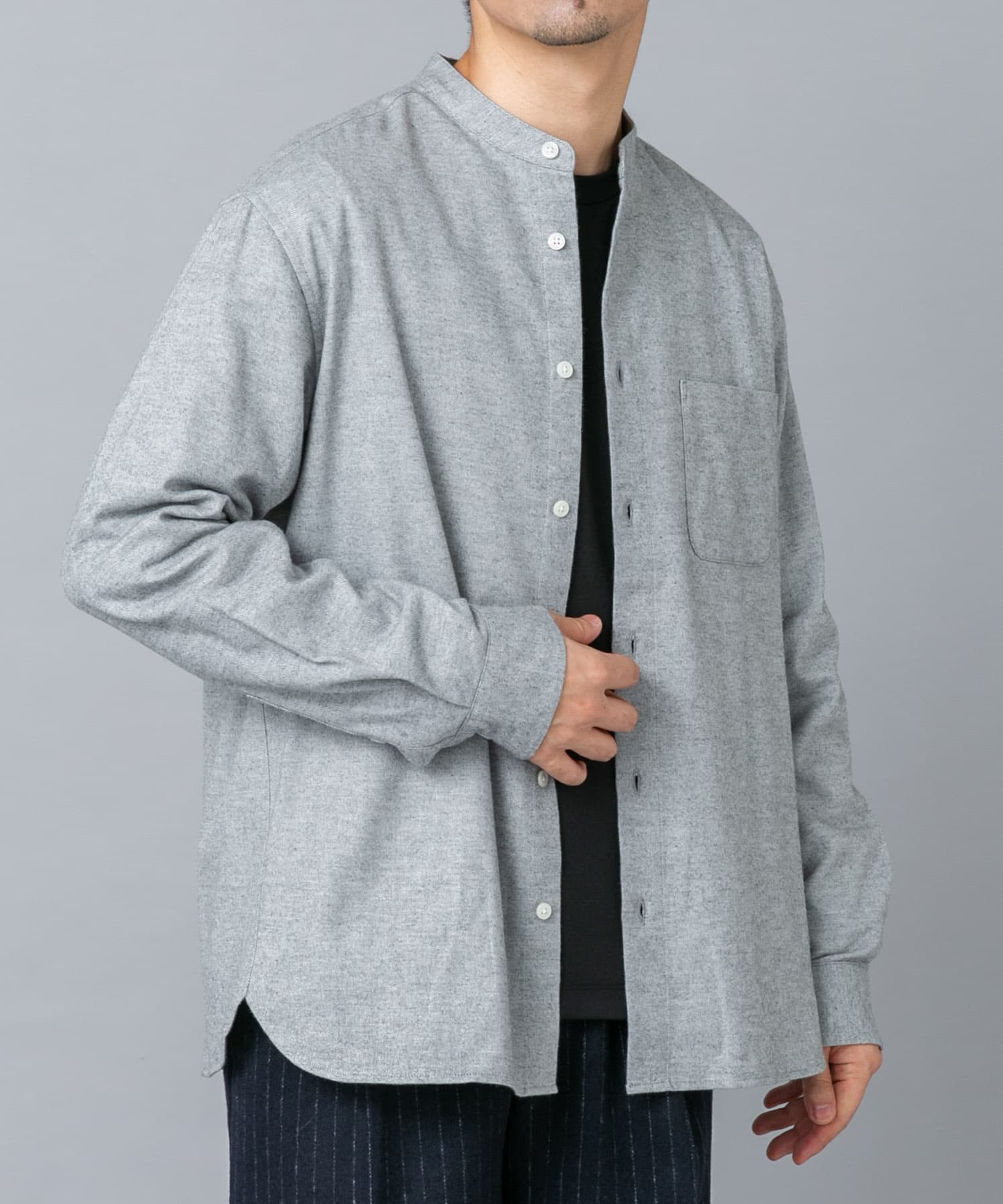 GRAY