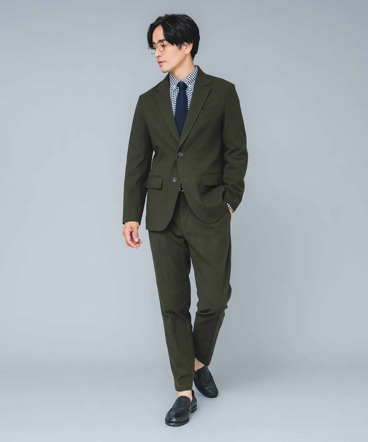KHAKI