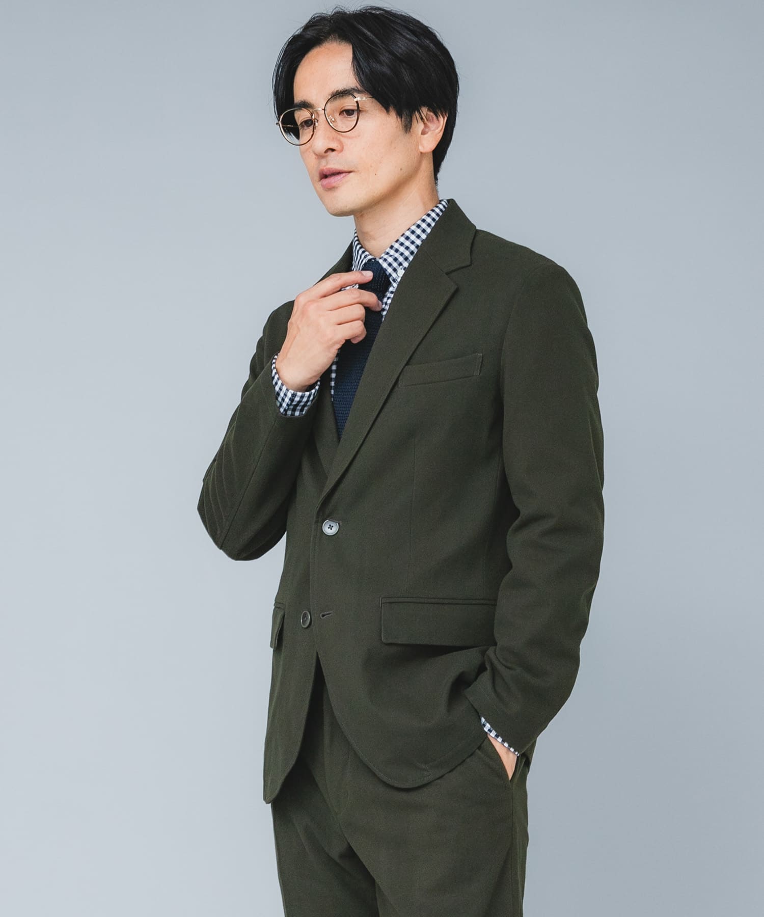KHAKI