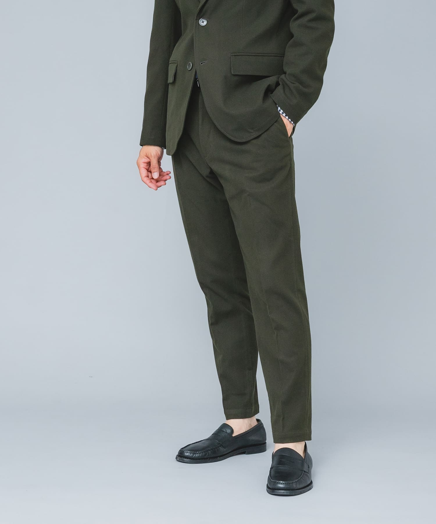KHAKI