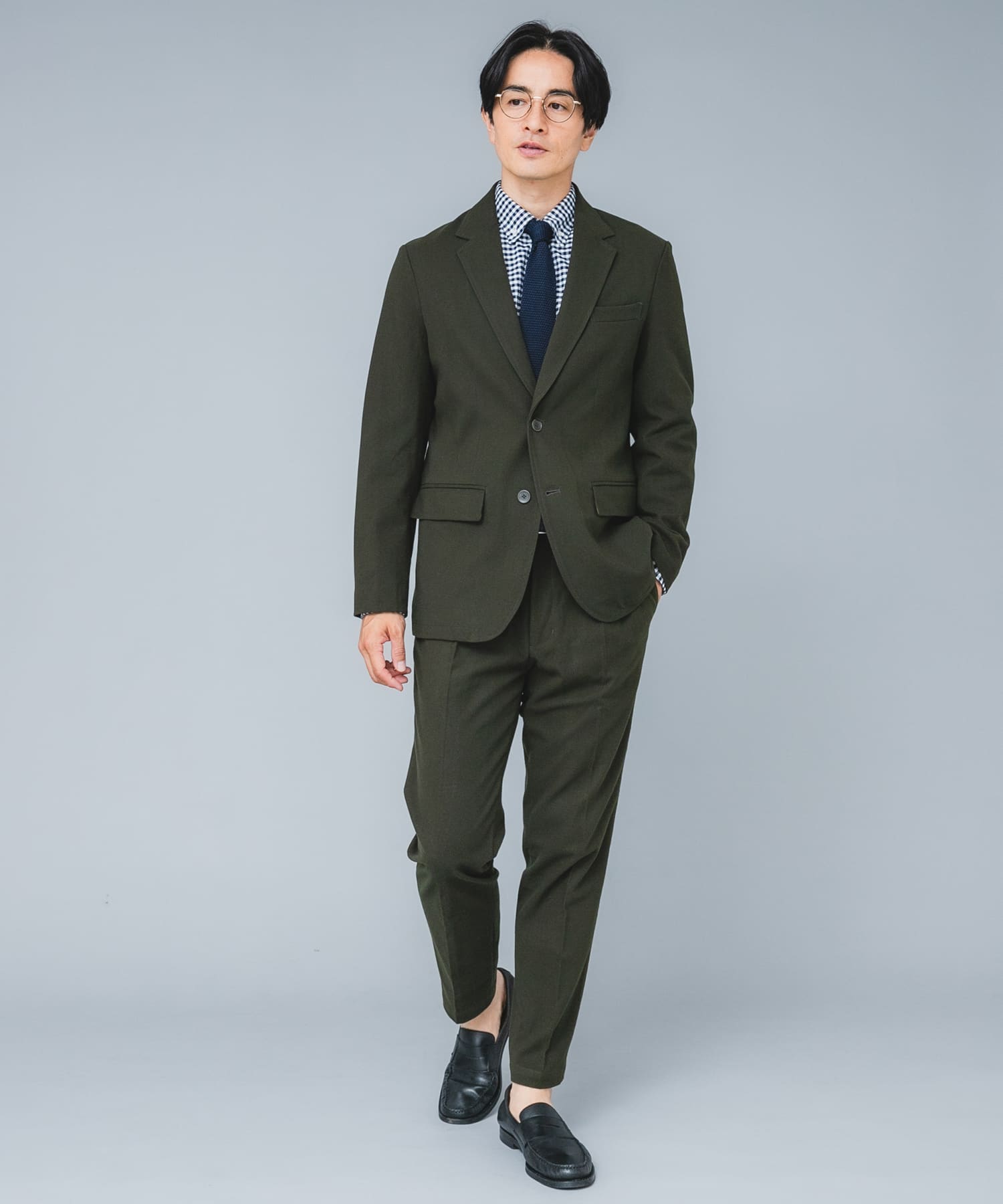 KHAKI