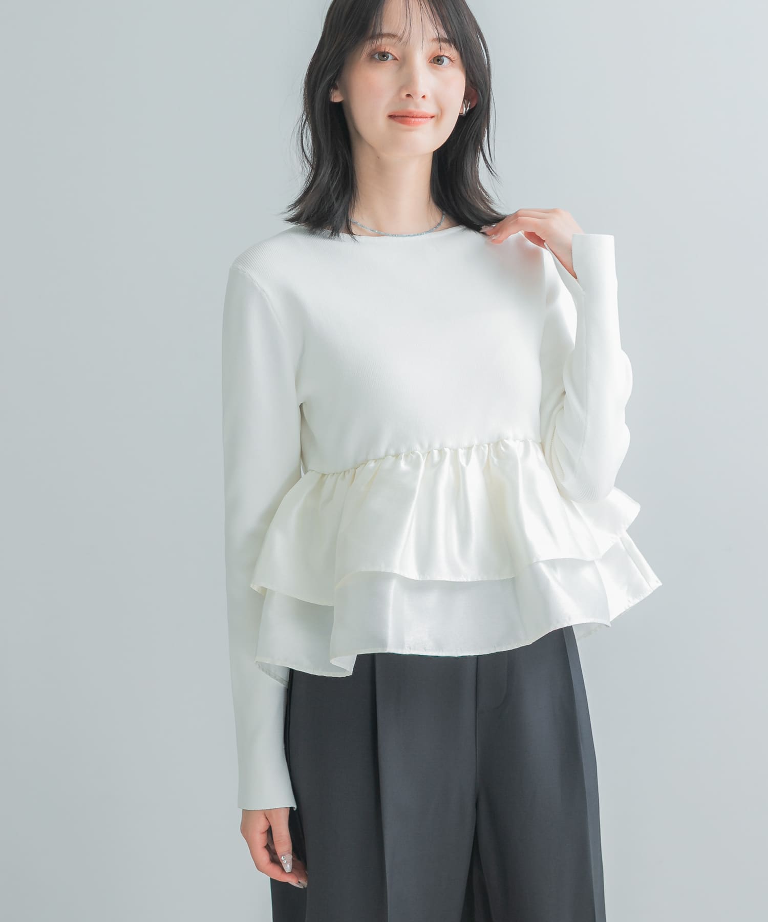 OFF WHITE