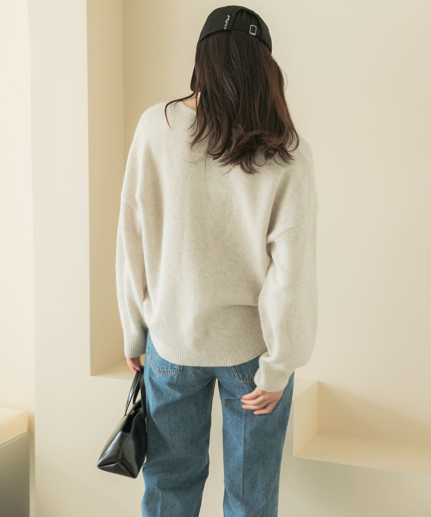 L/BEIGE