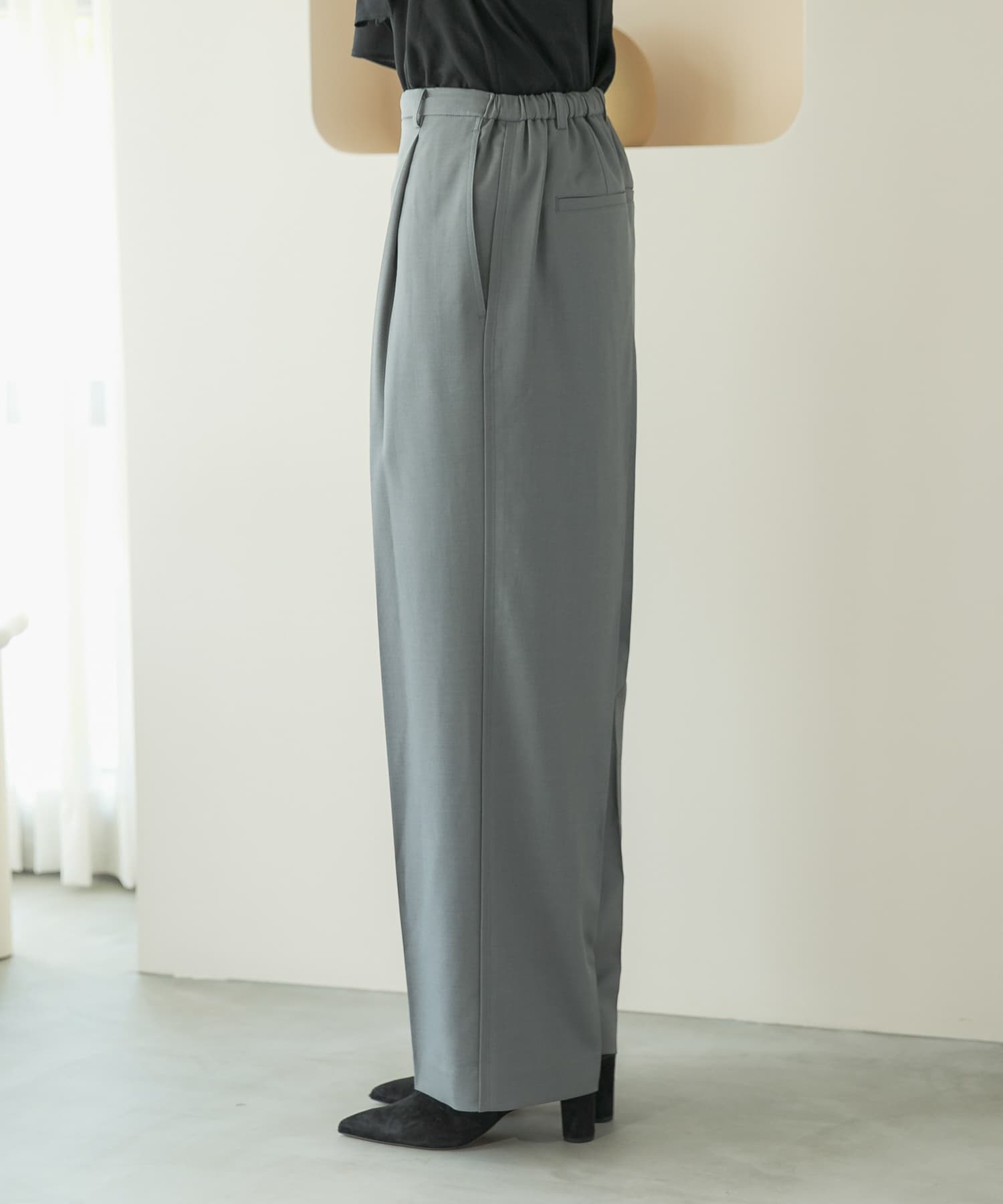 身長：164cm サイズ：38