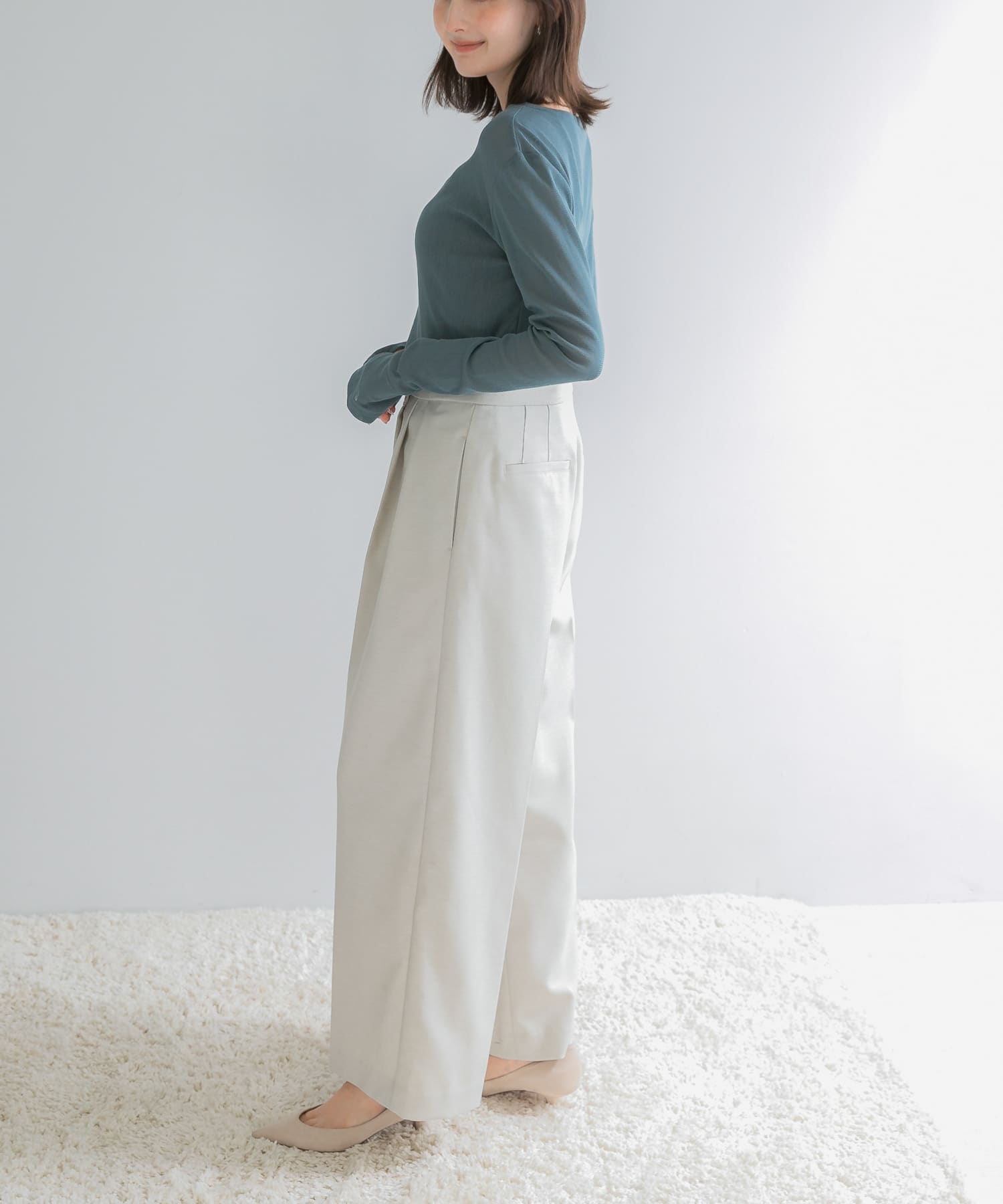 L.BEIGE