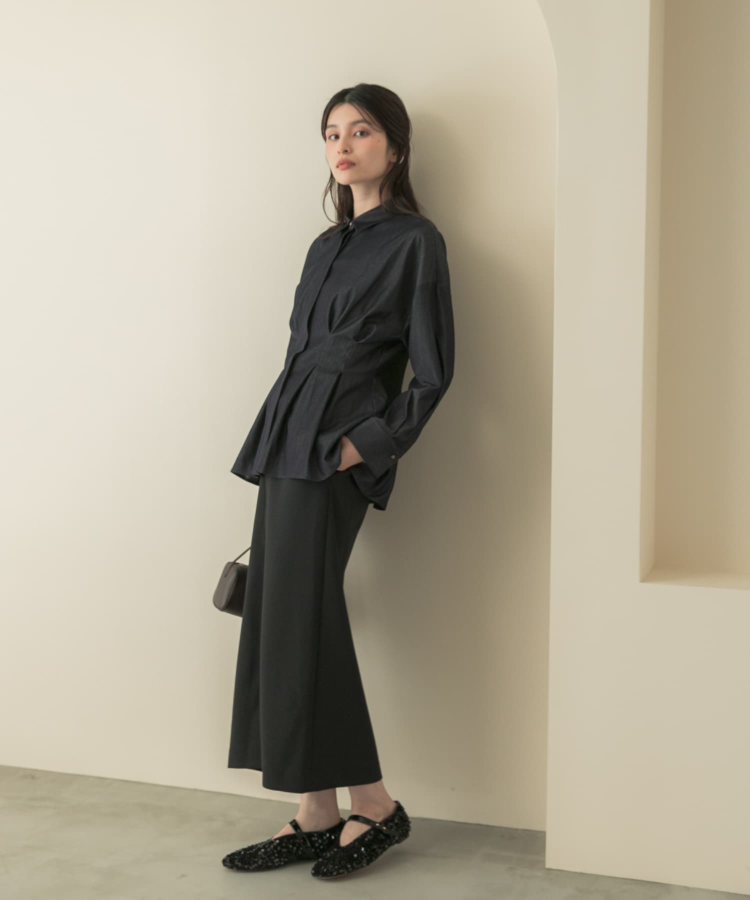 フロントジップストレッチタイトスカート