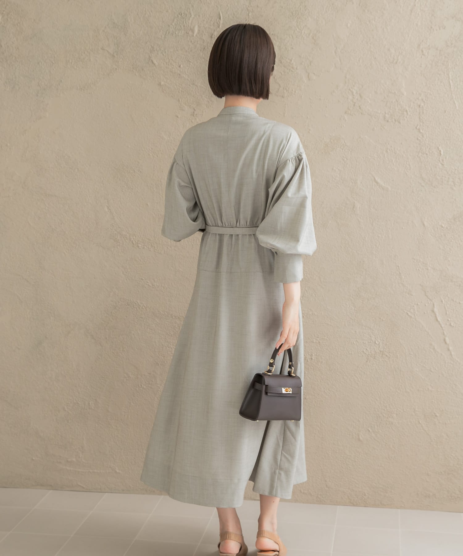 L/BEIGE