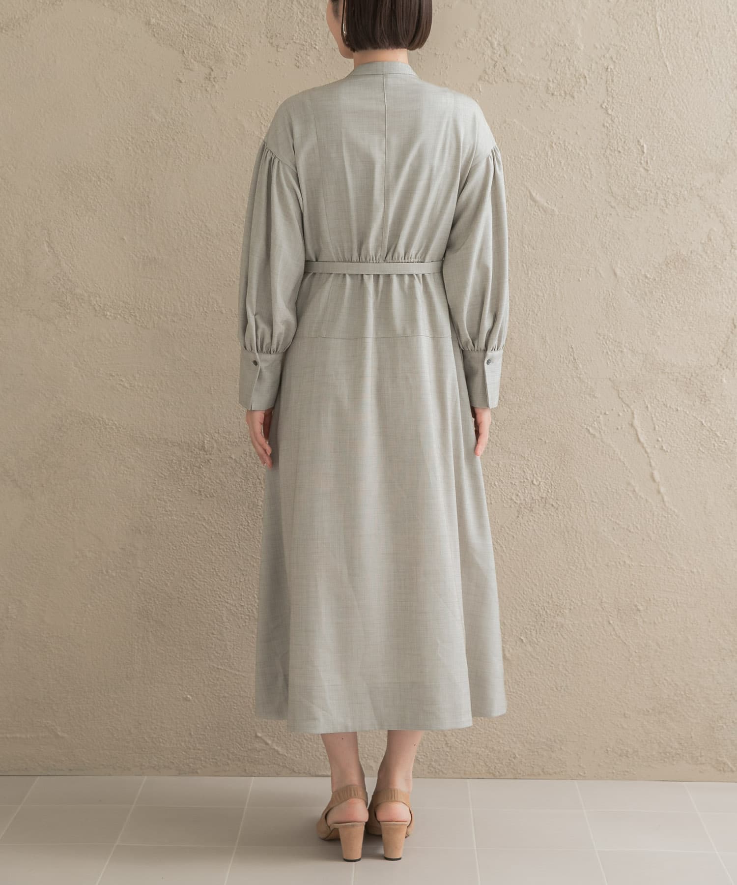 L/BEIGE