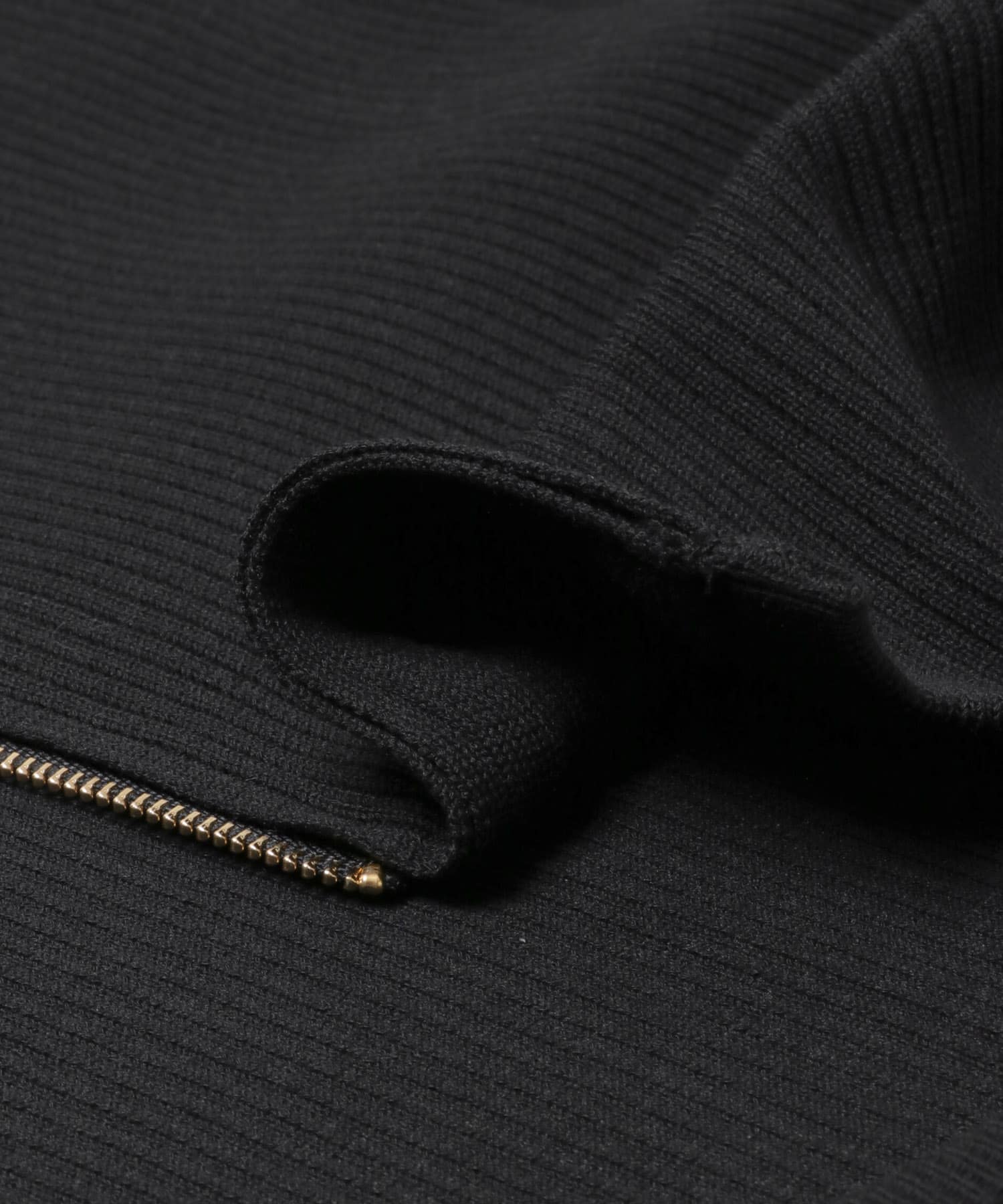 CHA×BLACK