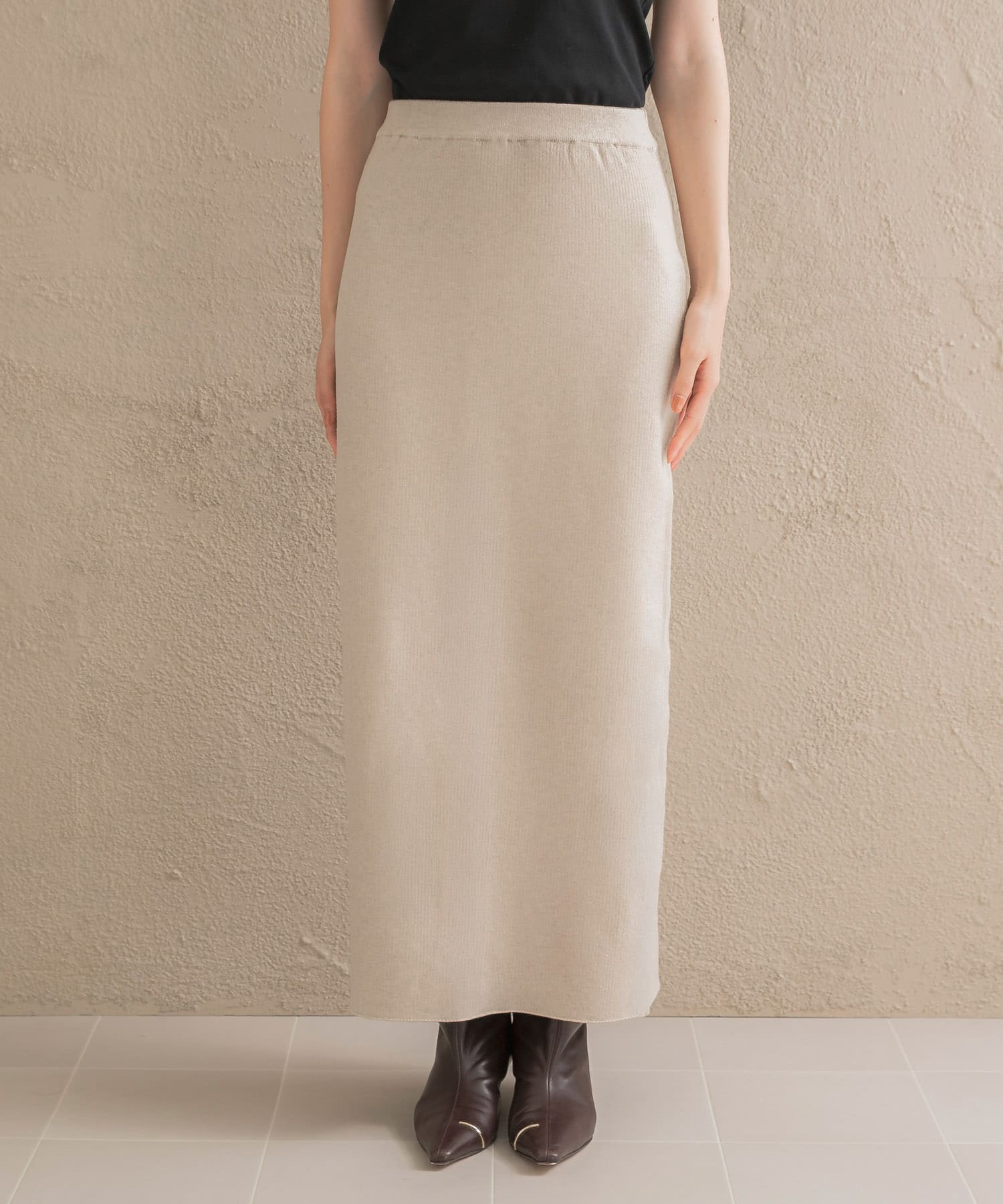 L.BEIGE