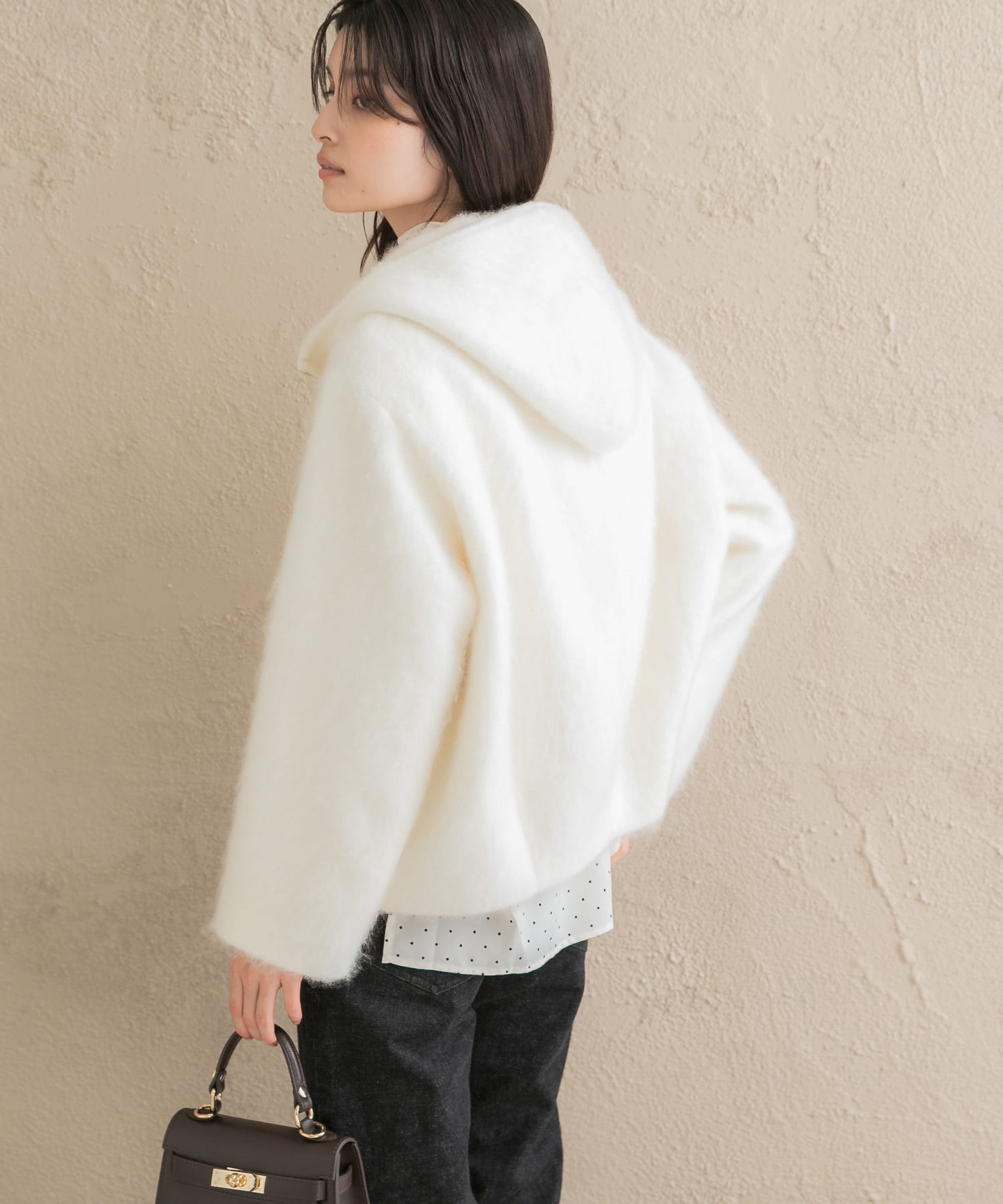 IVORY