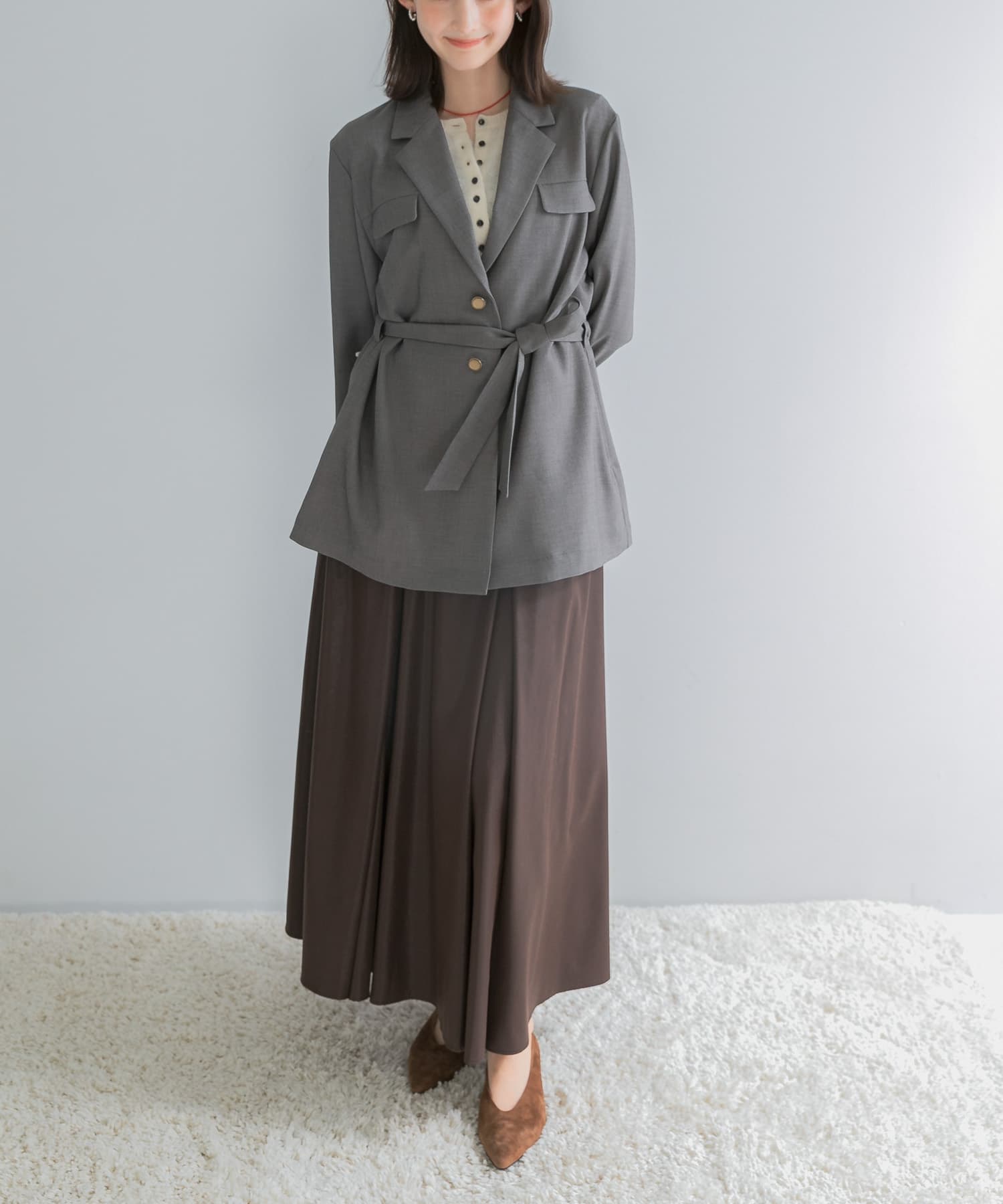 GRAY