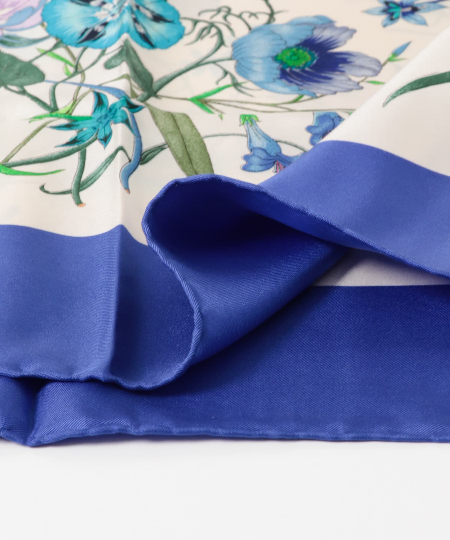 VINTAGE　GUCCIスカーフ BLUE -