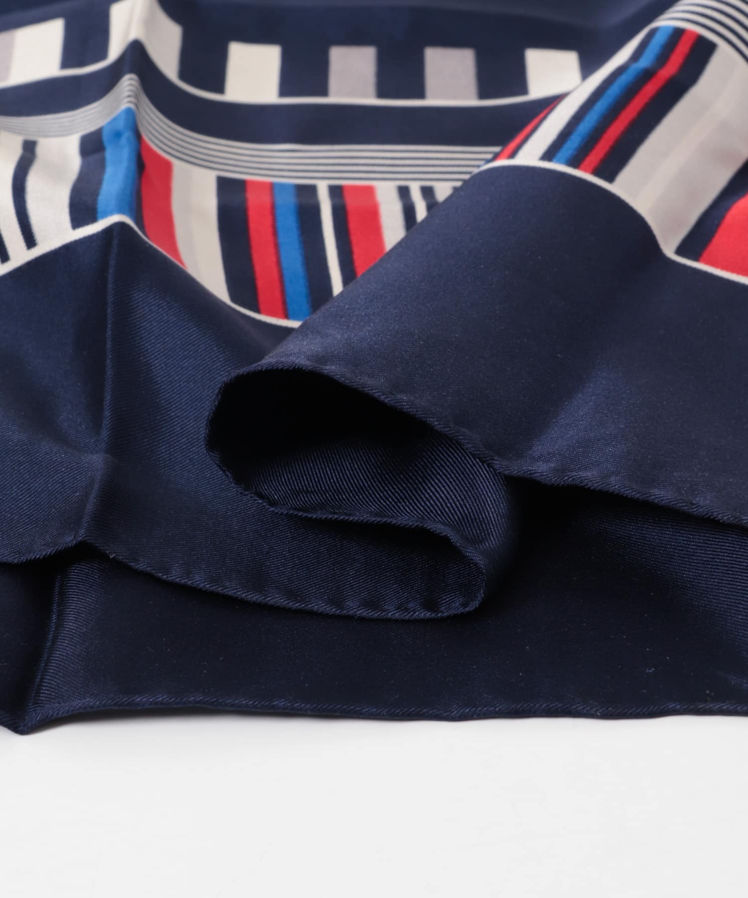 NAVYSTRIPE