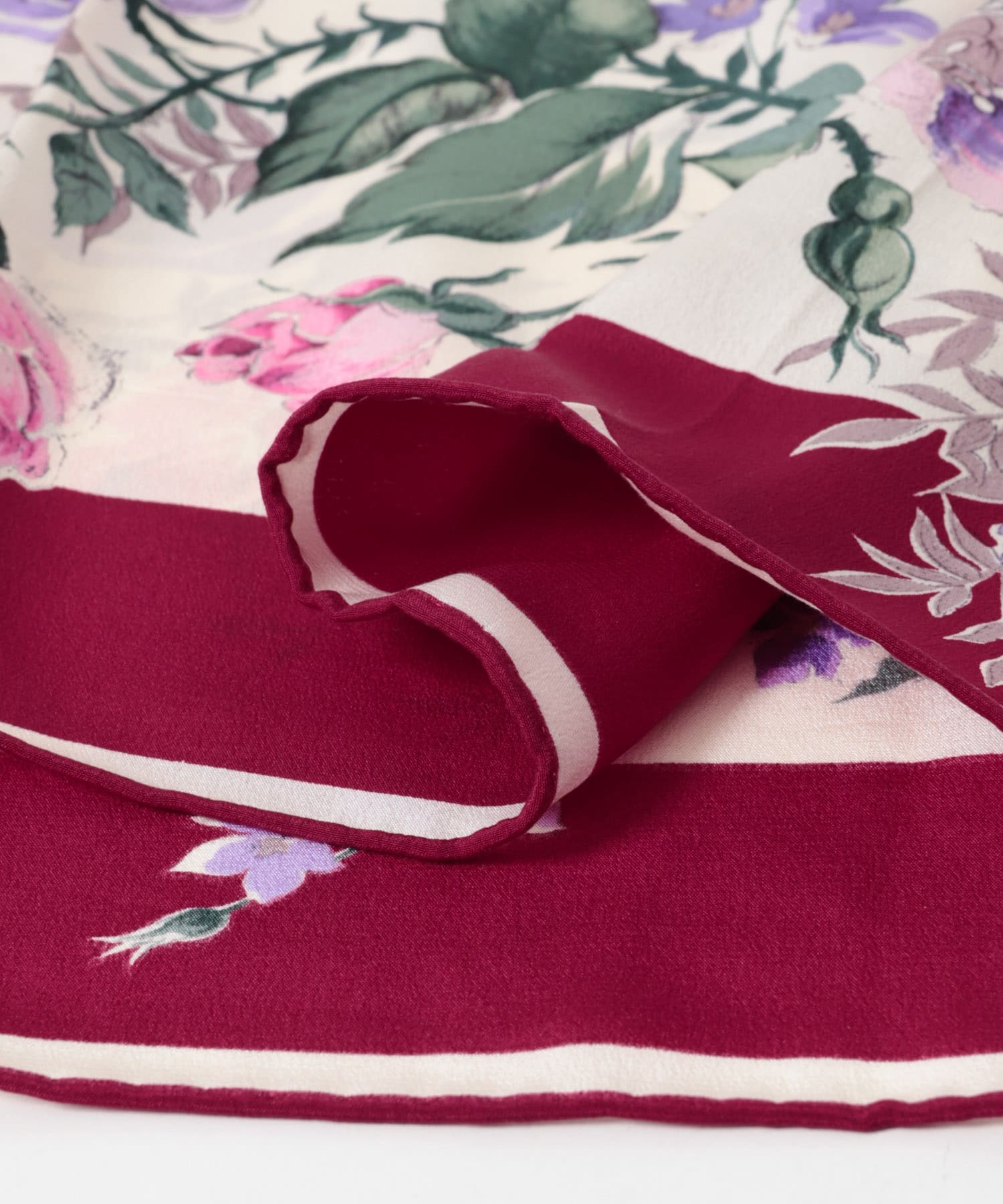 VINTAGE　YVESAINTLAURENTスカーフ WINESTRIPE -
