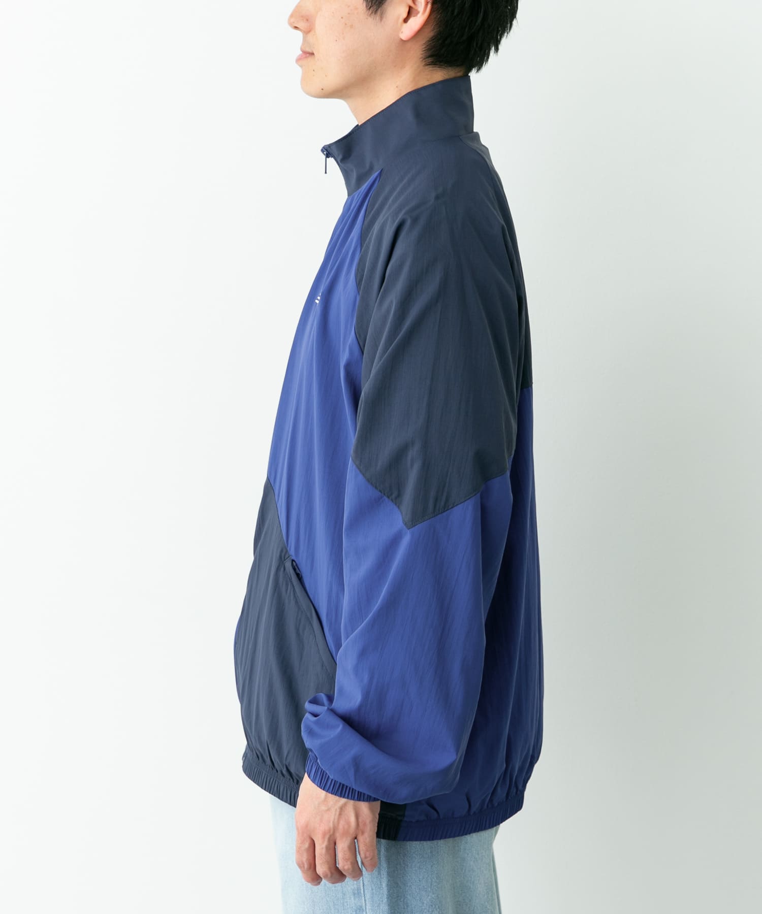 身長：170cm 体重：60kg サイズ：L