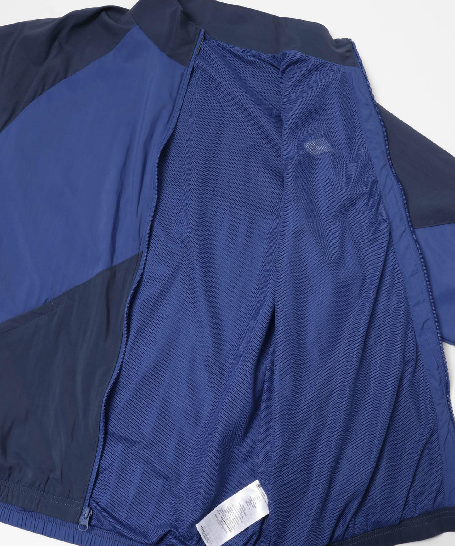 NEW BALANCE　スポーツレガシージャケット NBネイビー M