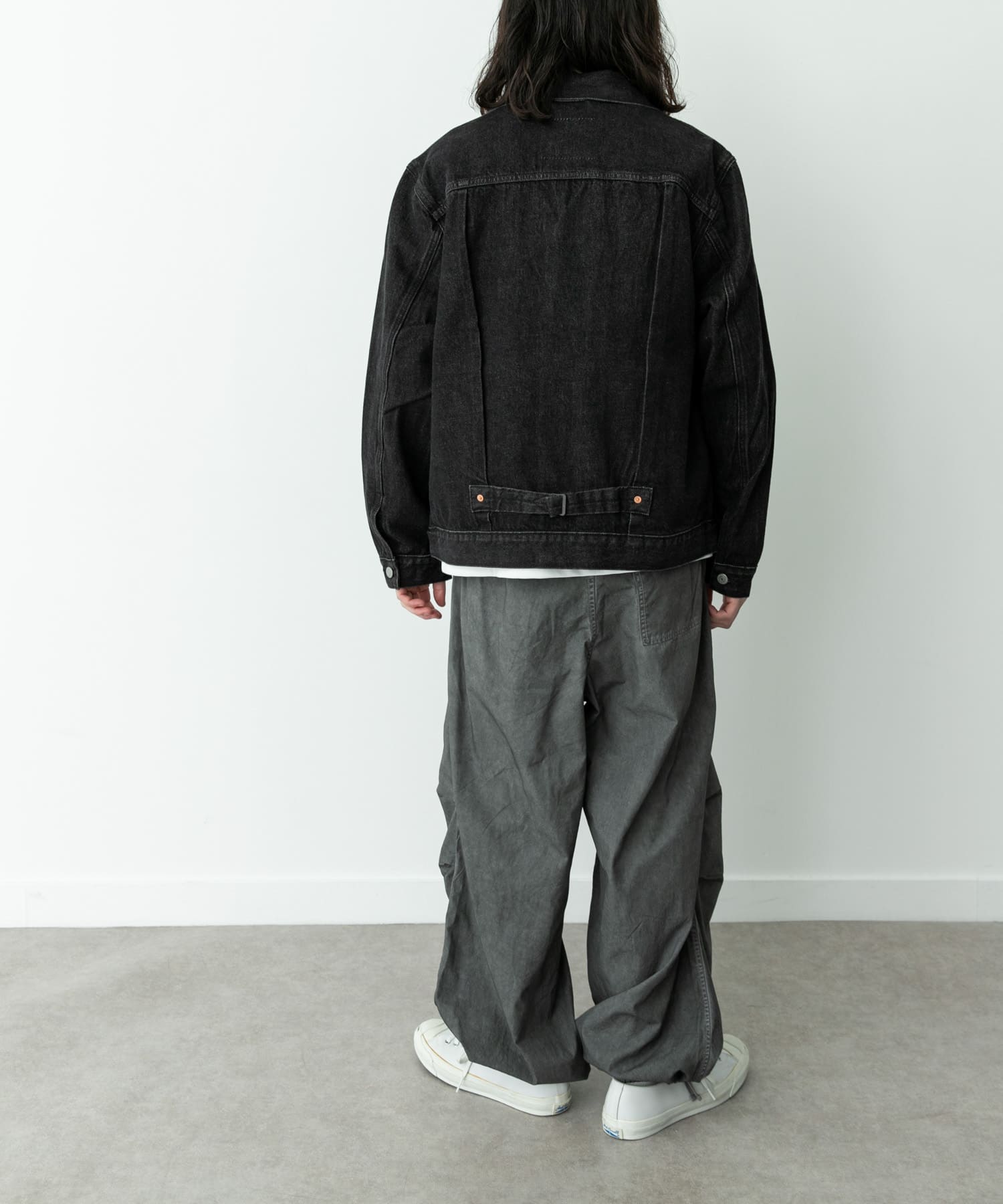 身長 : 173cm サイズ : L