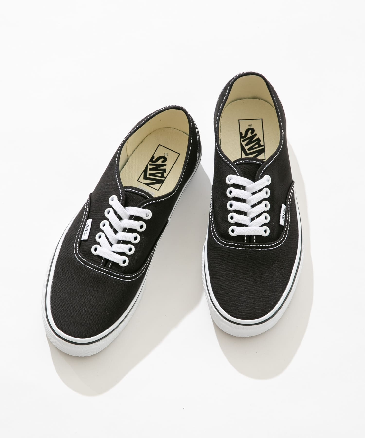 VANS　UA AUTHENTIC