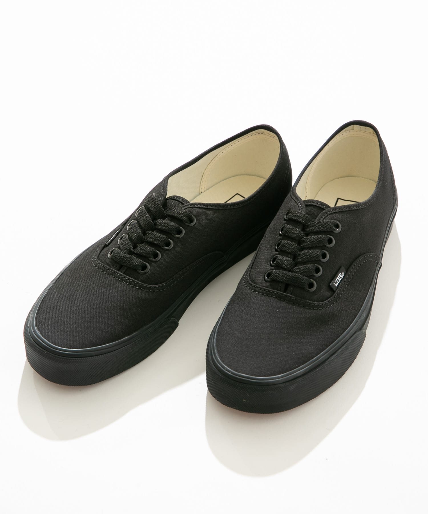 VANS　UA AUTHENTIC BLACK 8
