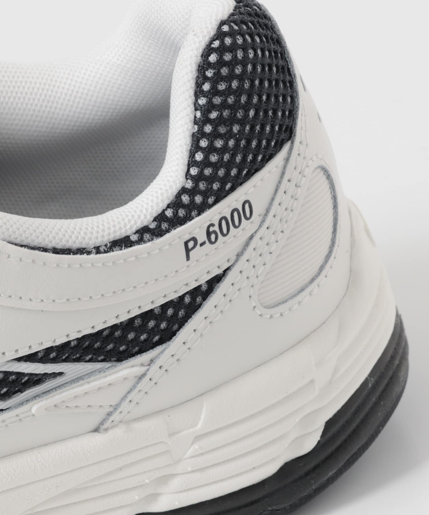 NIKE　P-6000 SAIL 26