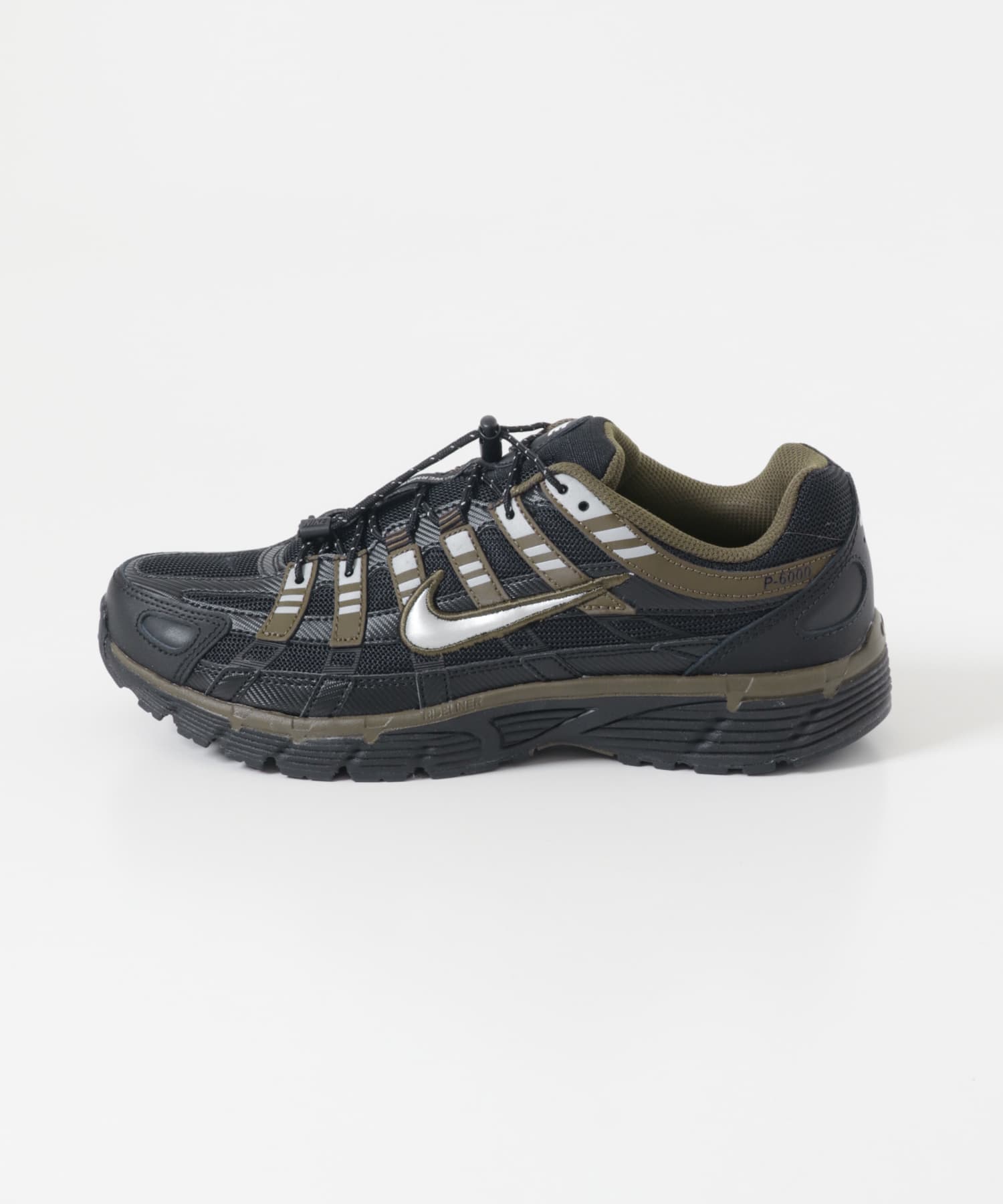 NIKE　P-6000