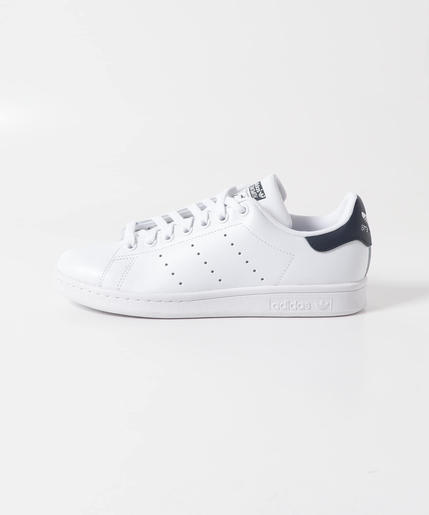 adidas　STAN SMITH