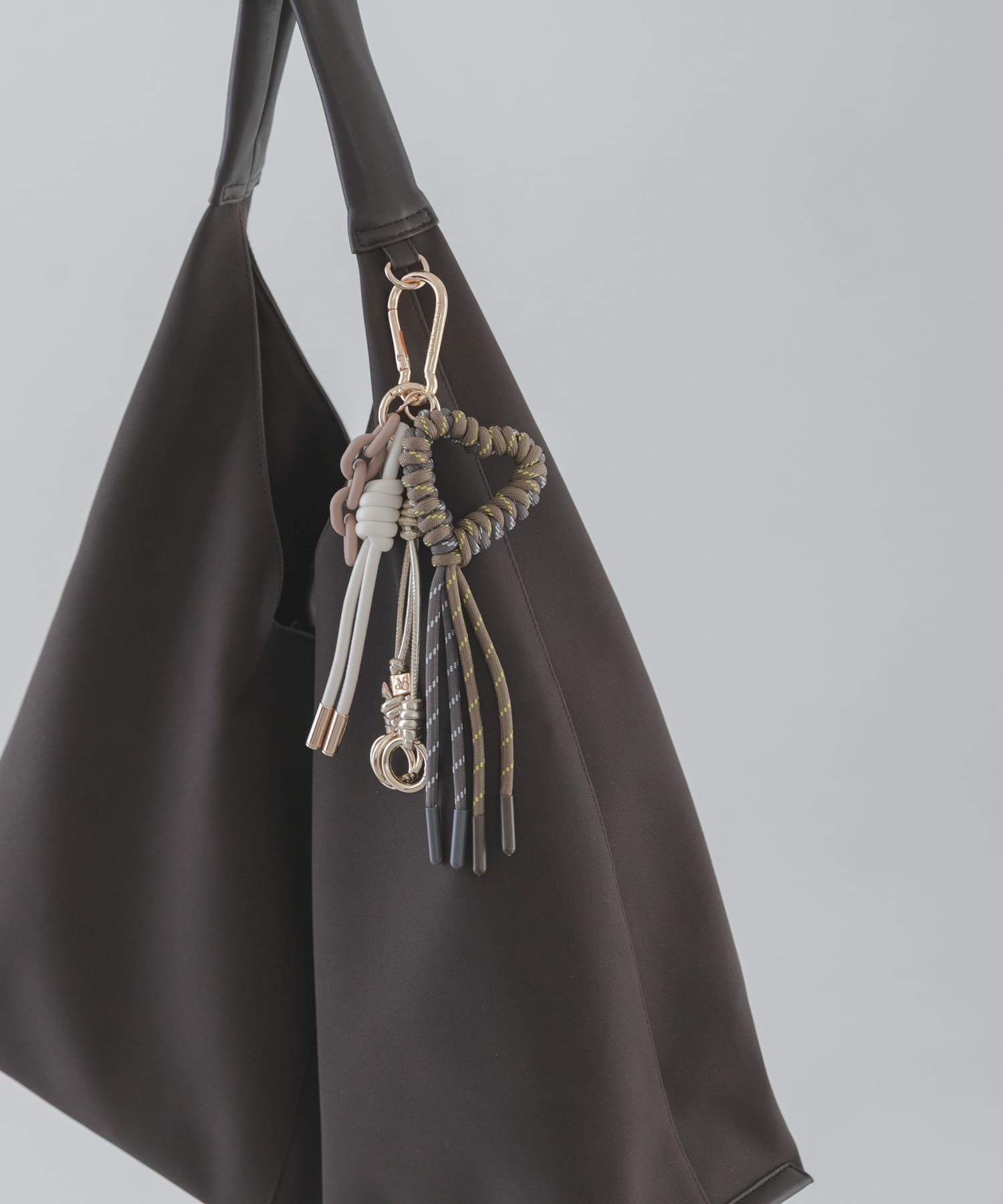 VIOLA d’ORO　バックチャーム