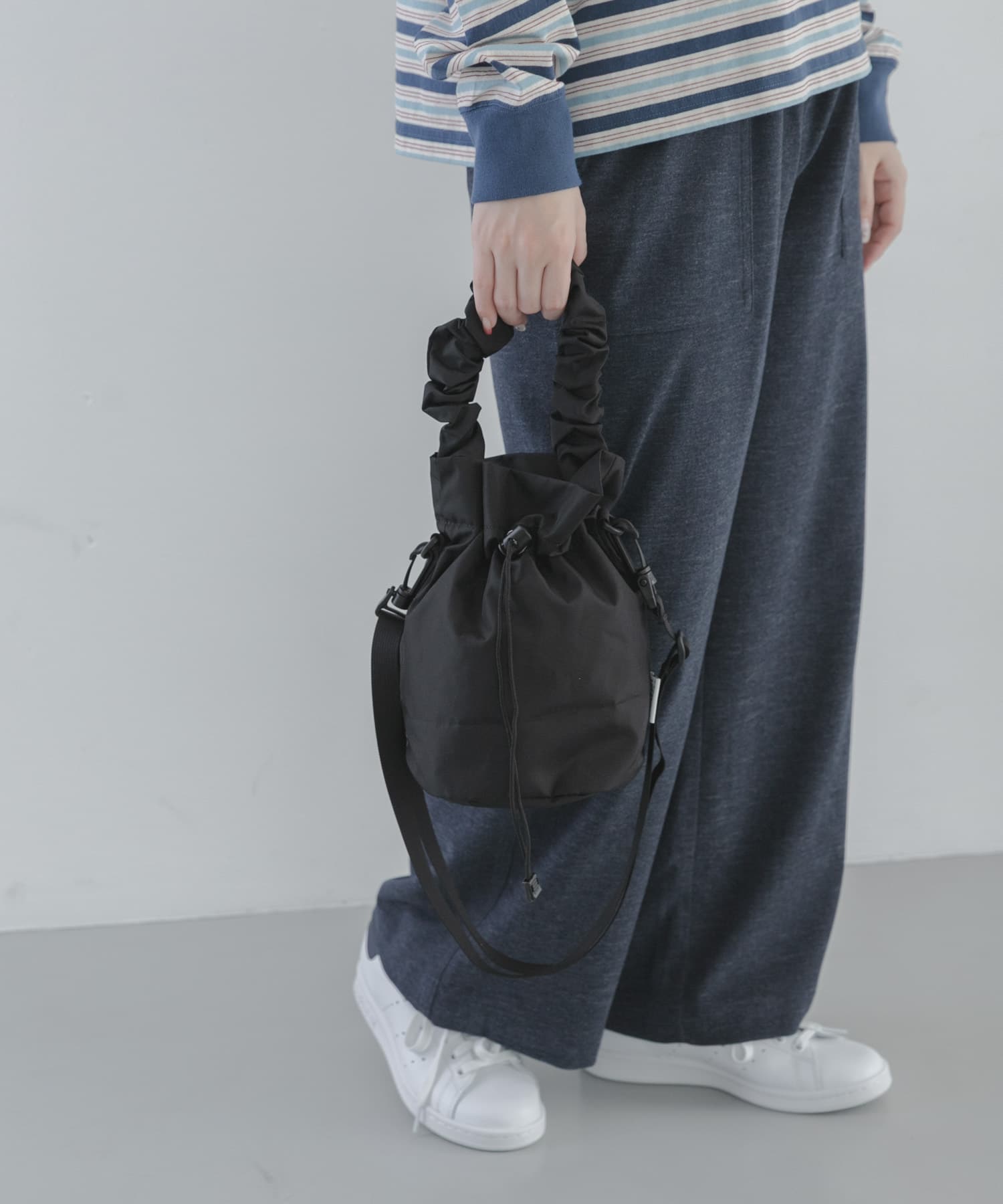 DRIFTER　GATHER HANDLE POUCH