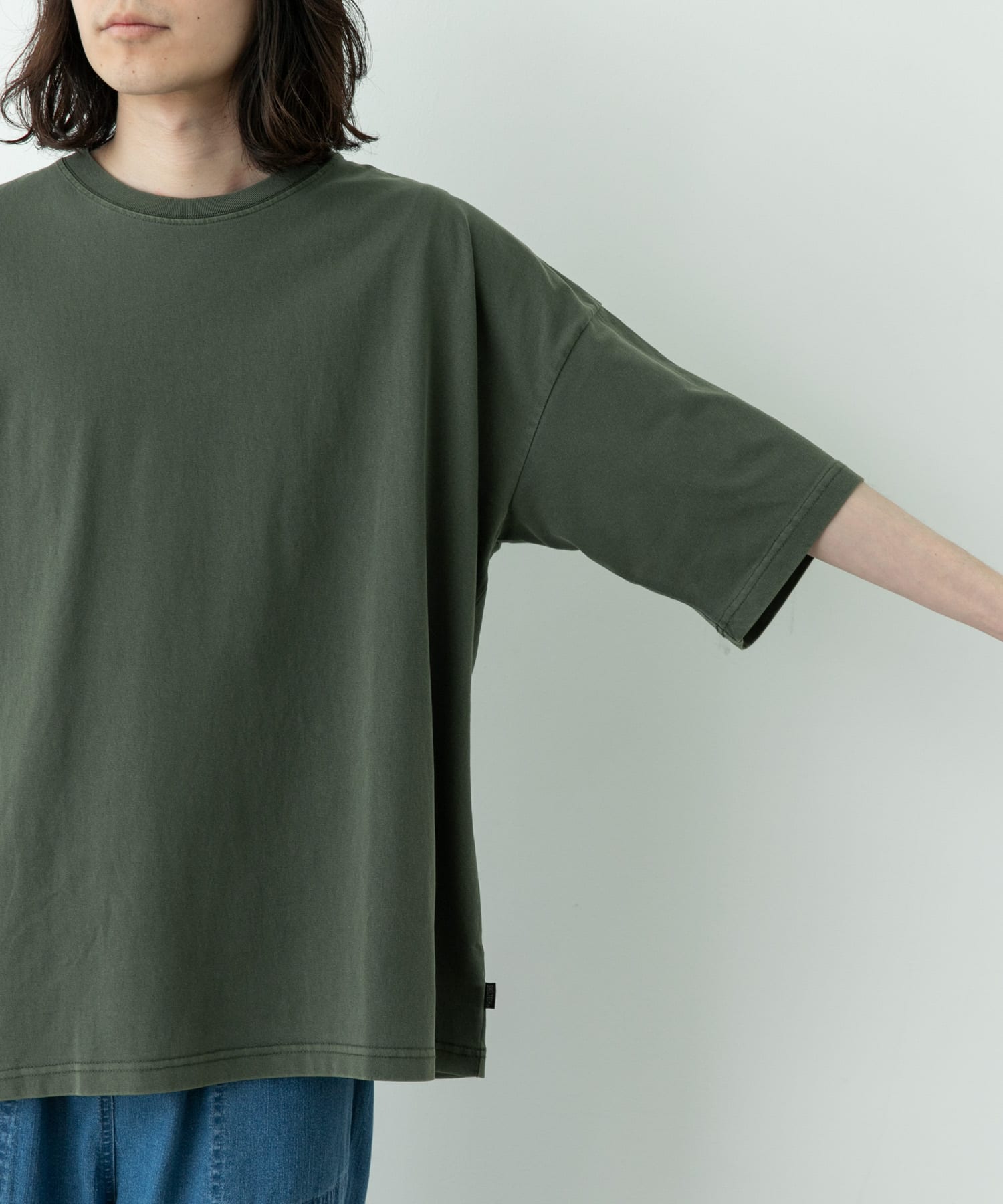 KHAKI