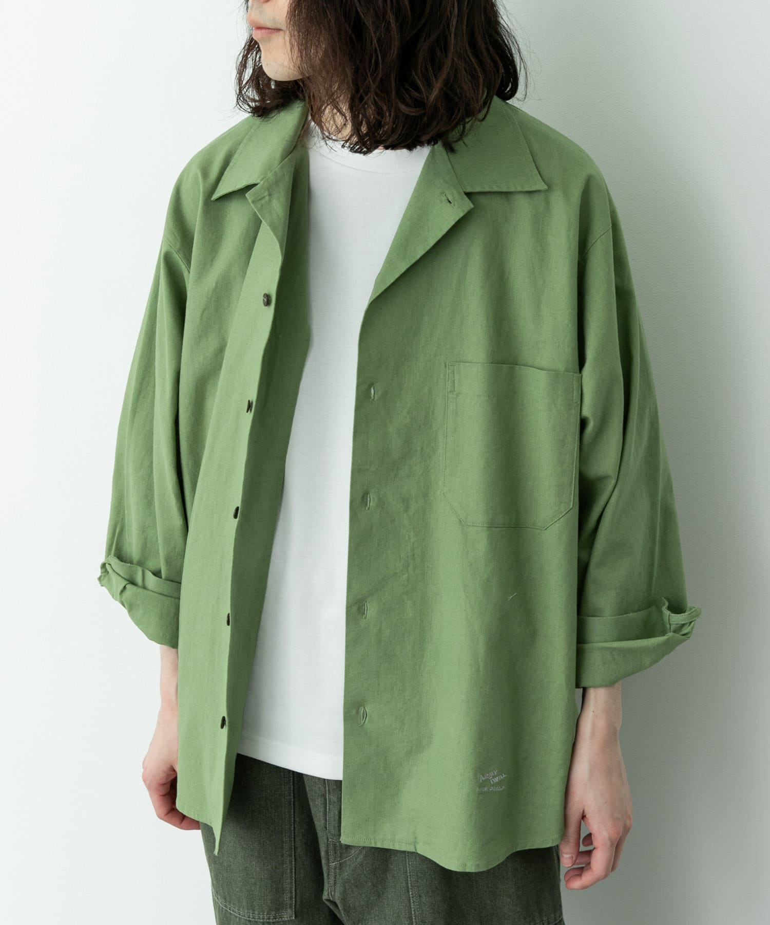 GREEN