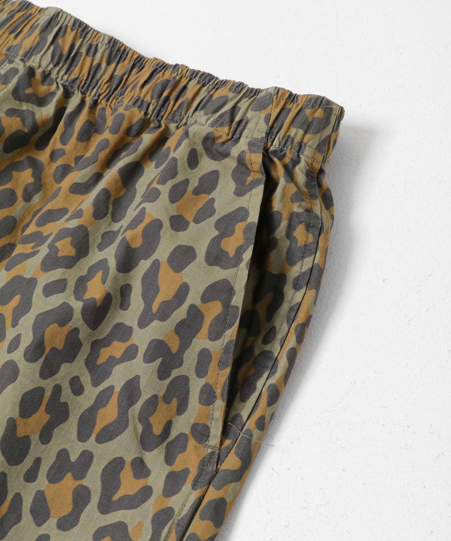 MAGIC NUMBER　COTTON LEOPARD BEACHPANTS BROWN M
