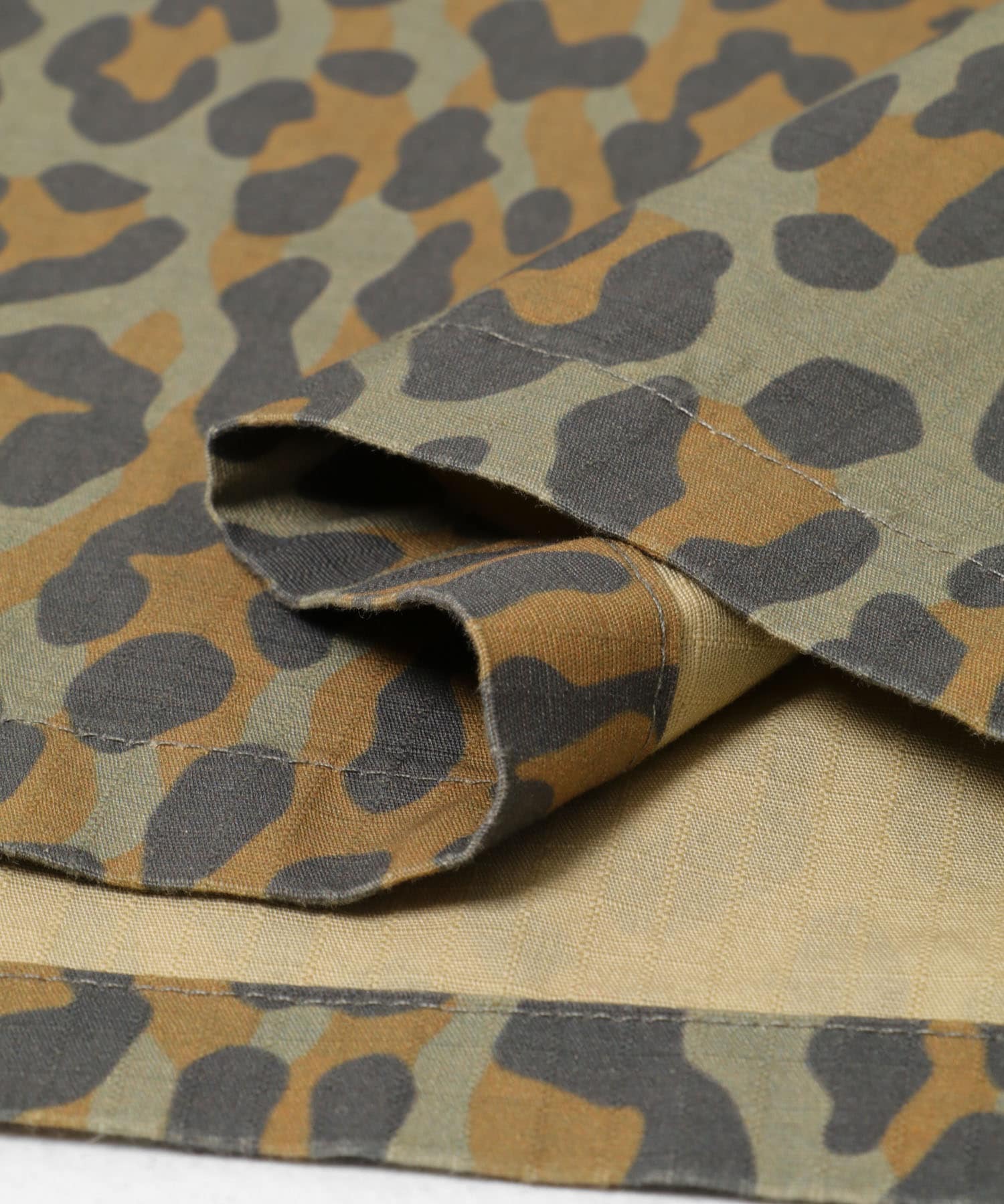 MAGIC NUMBER　COTTON LEOPARD BEACHPANTS BROWN M
