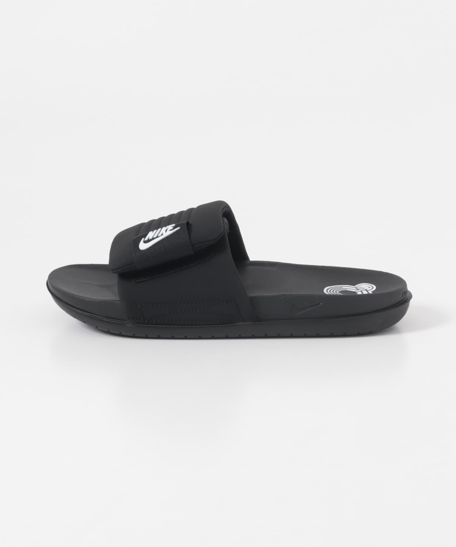NIKE　OFFCOURT ADJUST SLIDE