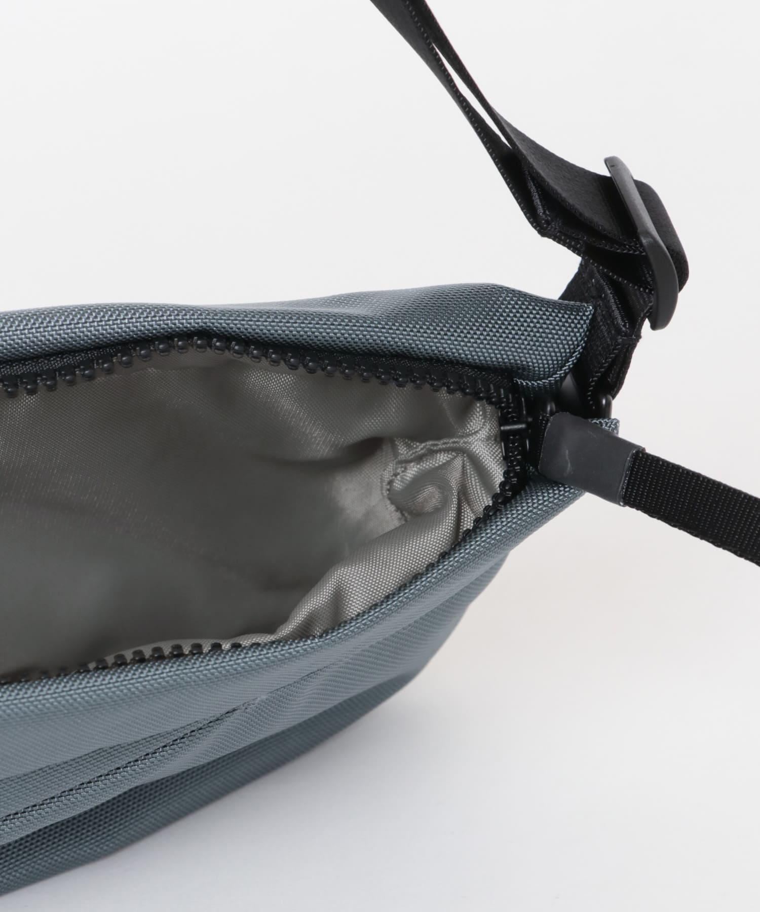 THE NORTH FACE　PYRENEES SHOULDER S スレートグレー One