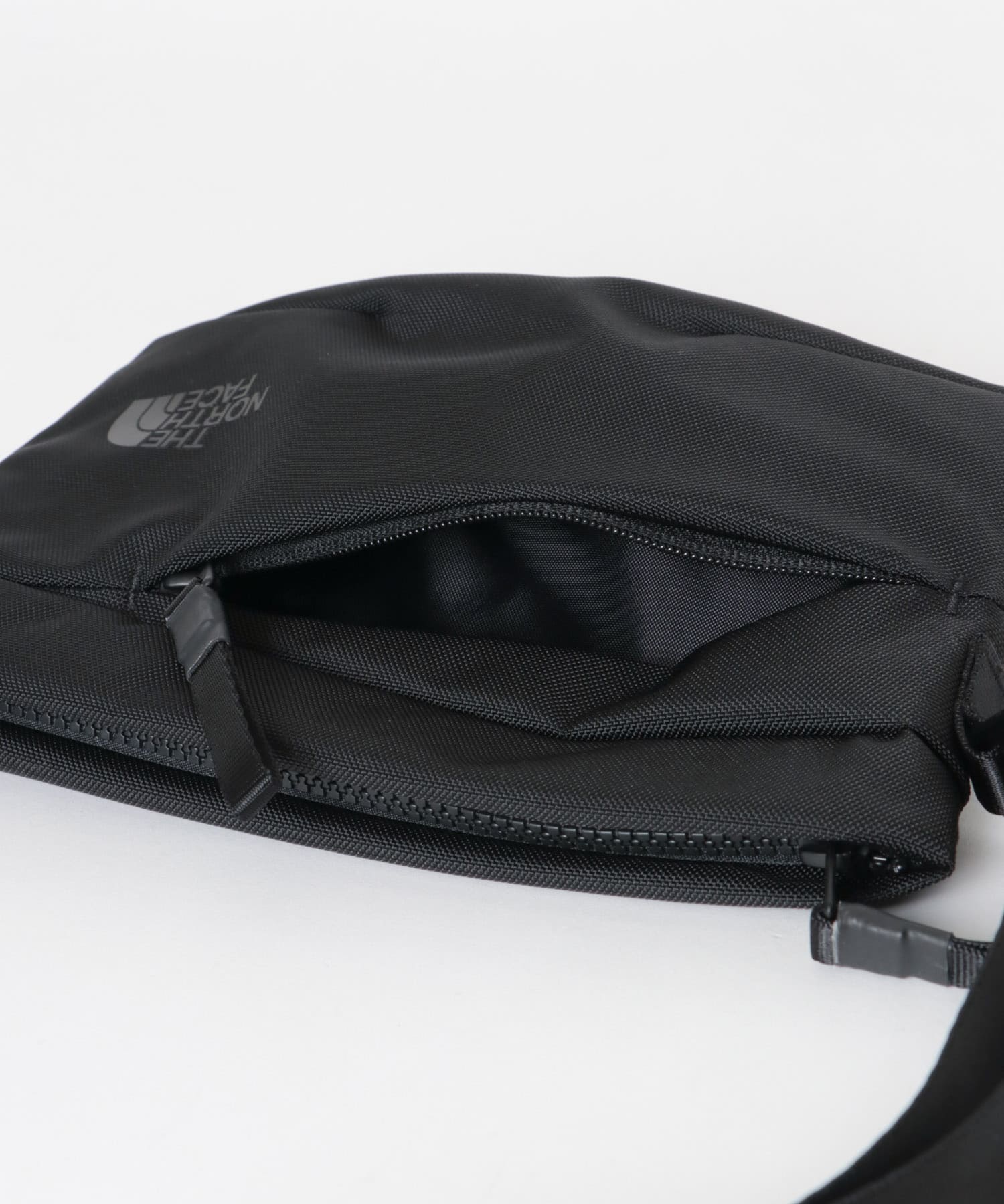 THE NORTH FACE　PYRENEES SHOULDER S ブラック One