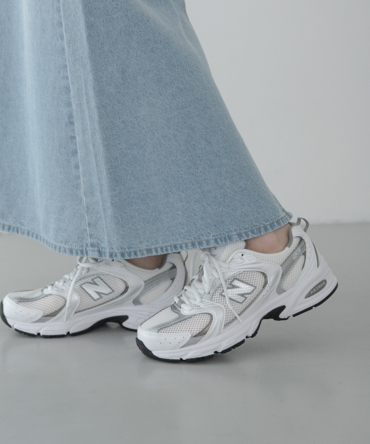 NEW BALANCE　MR530
