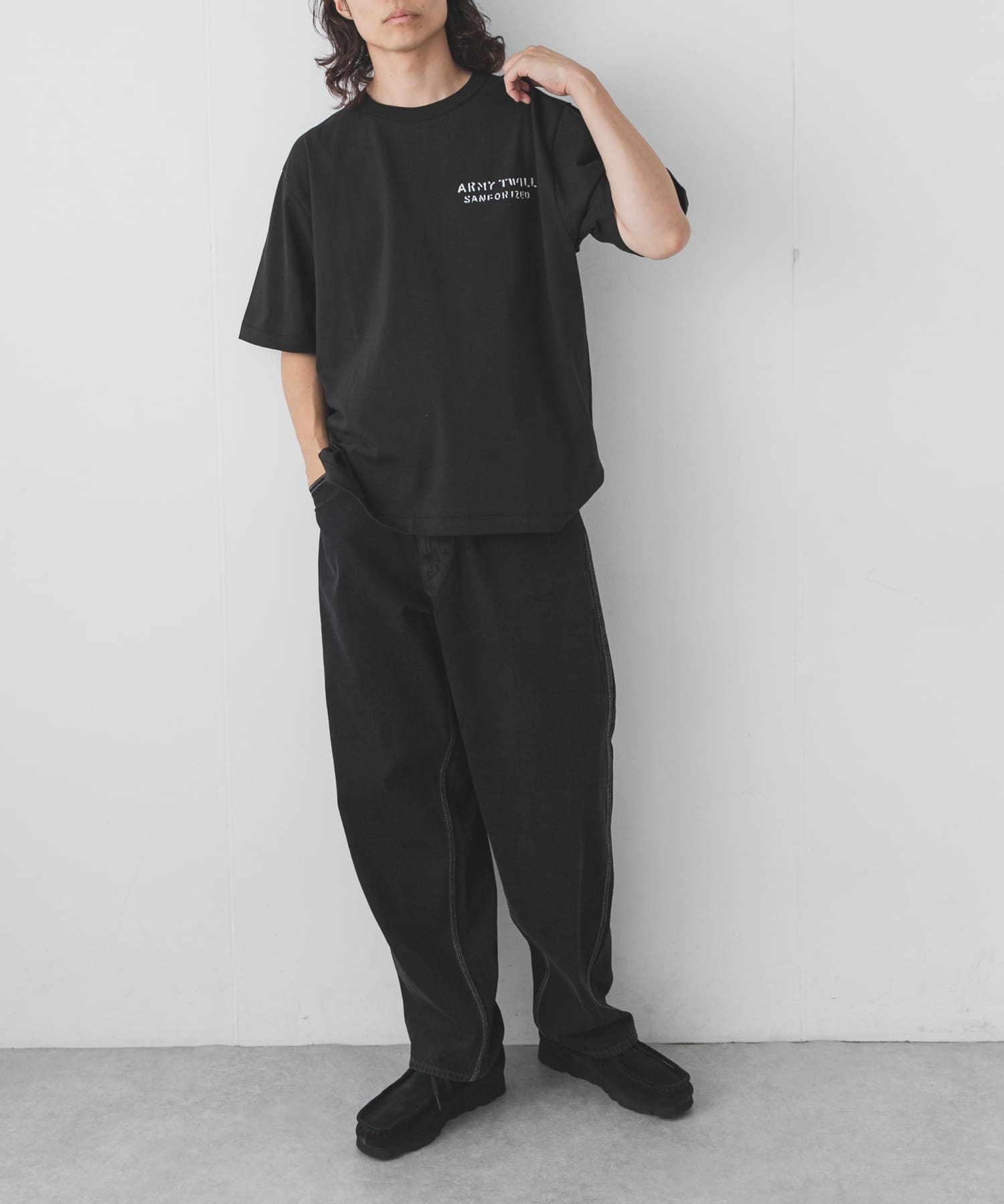 身長：179cm 体重：63kg サイズ：L
