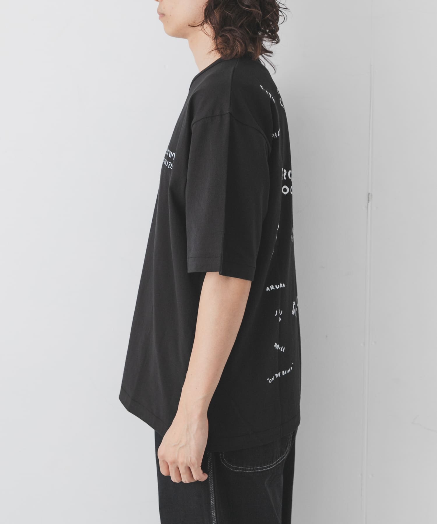身長：179cm 体重：63kg サイズ：L