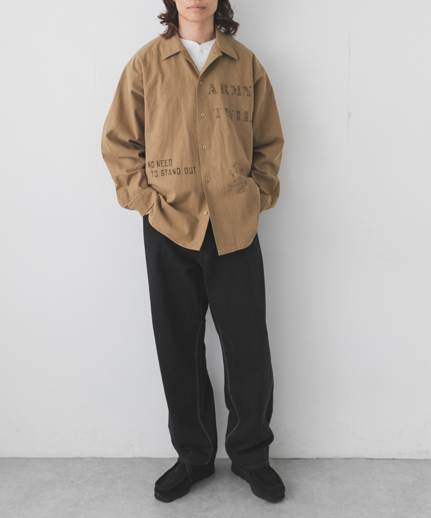 身長：179cm 体重：63kg サイズ：L