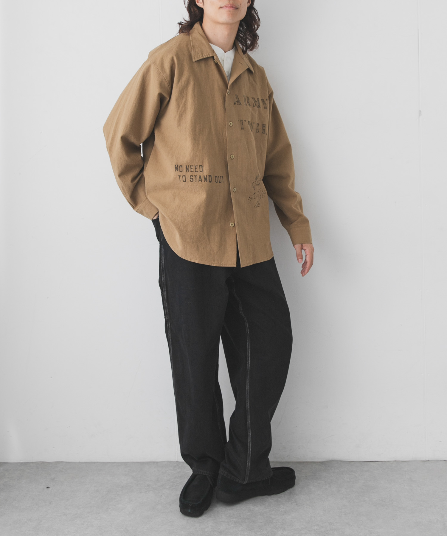 身長：179cm 体重：63kg サイズ：L
