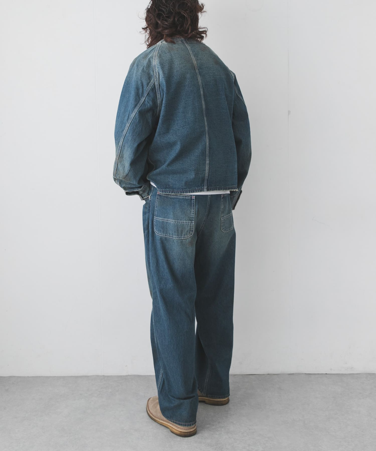 身長：179cm 体重：63kg サイズ：L
