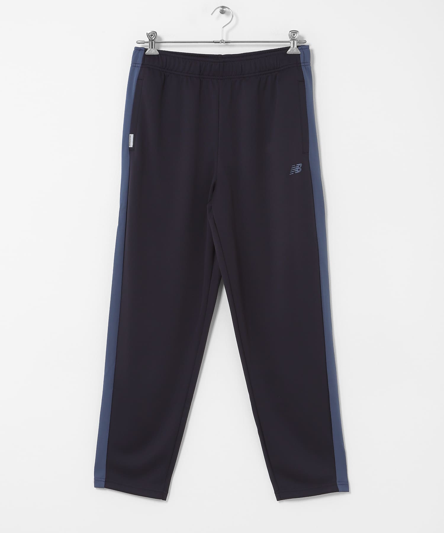 NEW BALANCE　ニットトラックパンツ