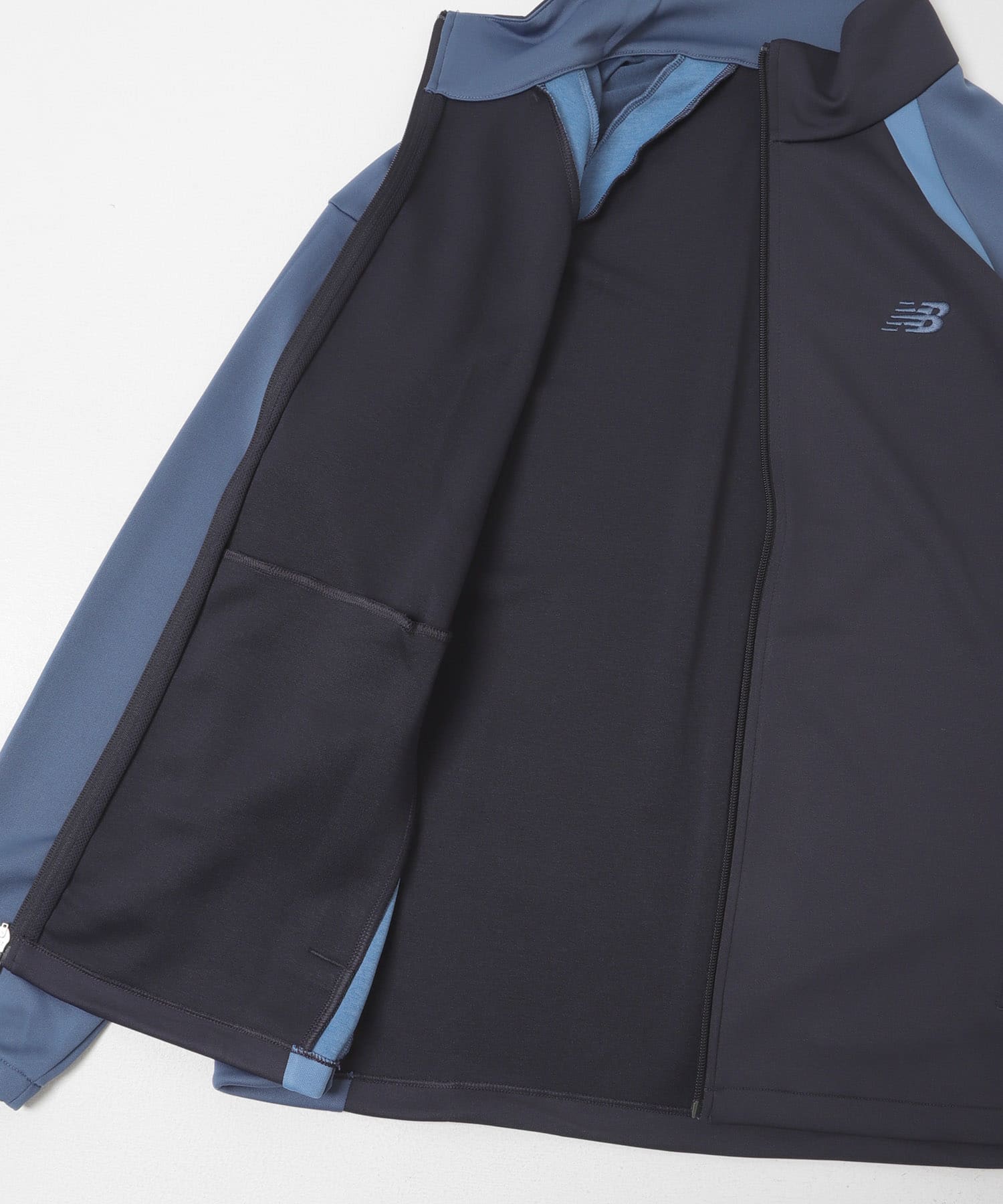 NEW BALANCE　ニットトラックジャケット DARKNIGHT M