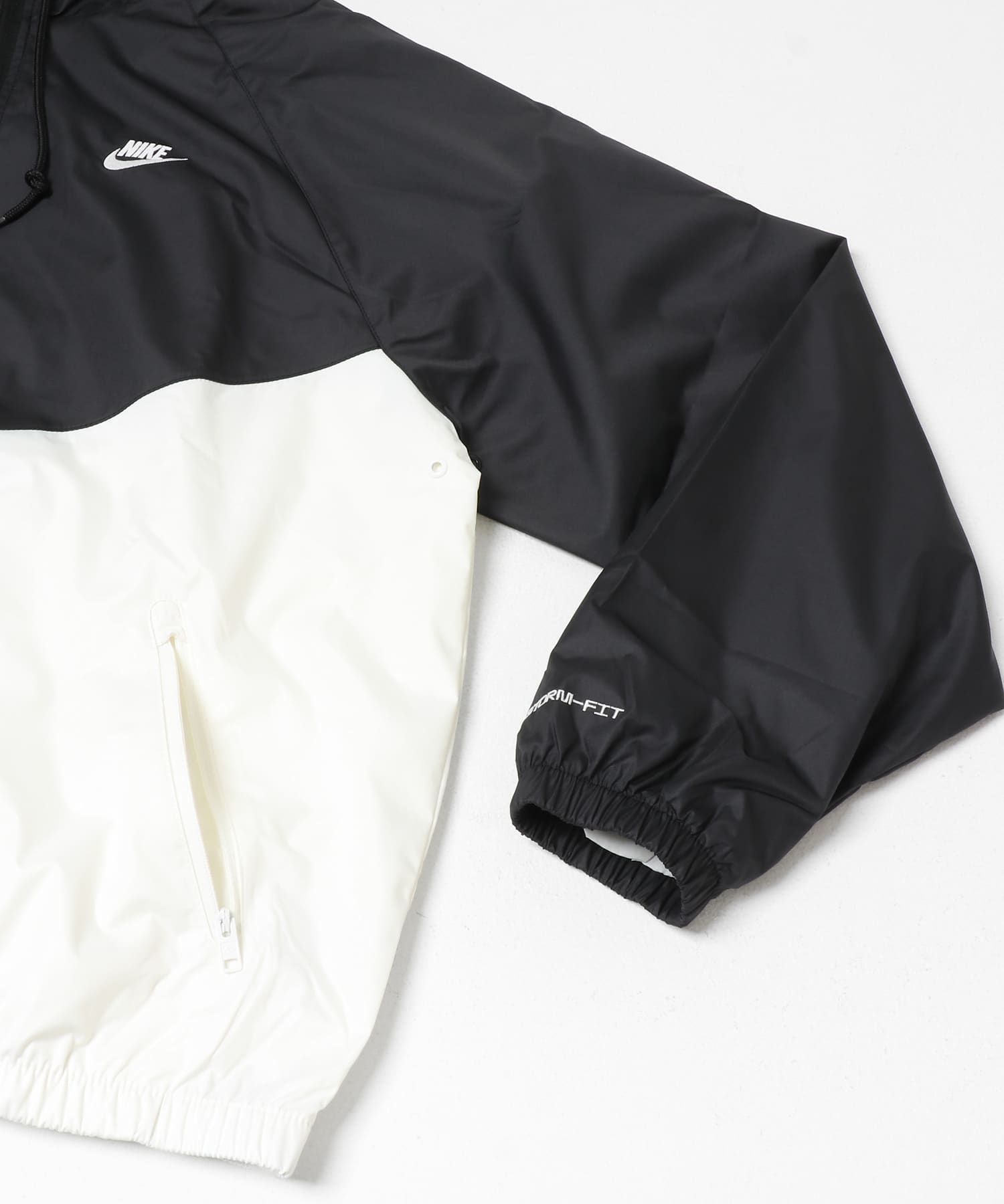 NIKE　ナイキ WR LND ジャケット 26 ブラックセイル M