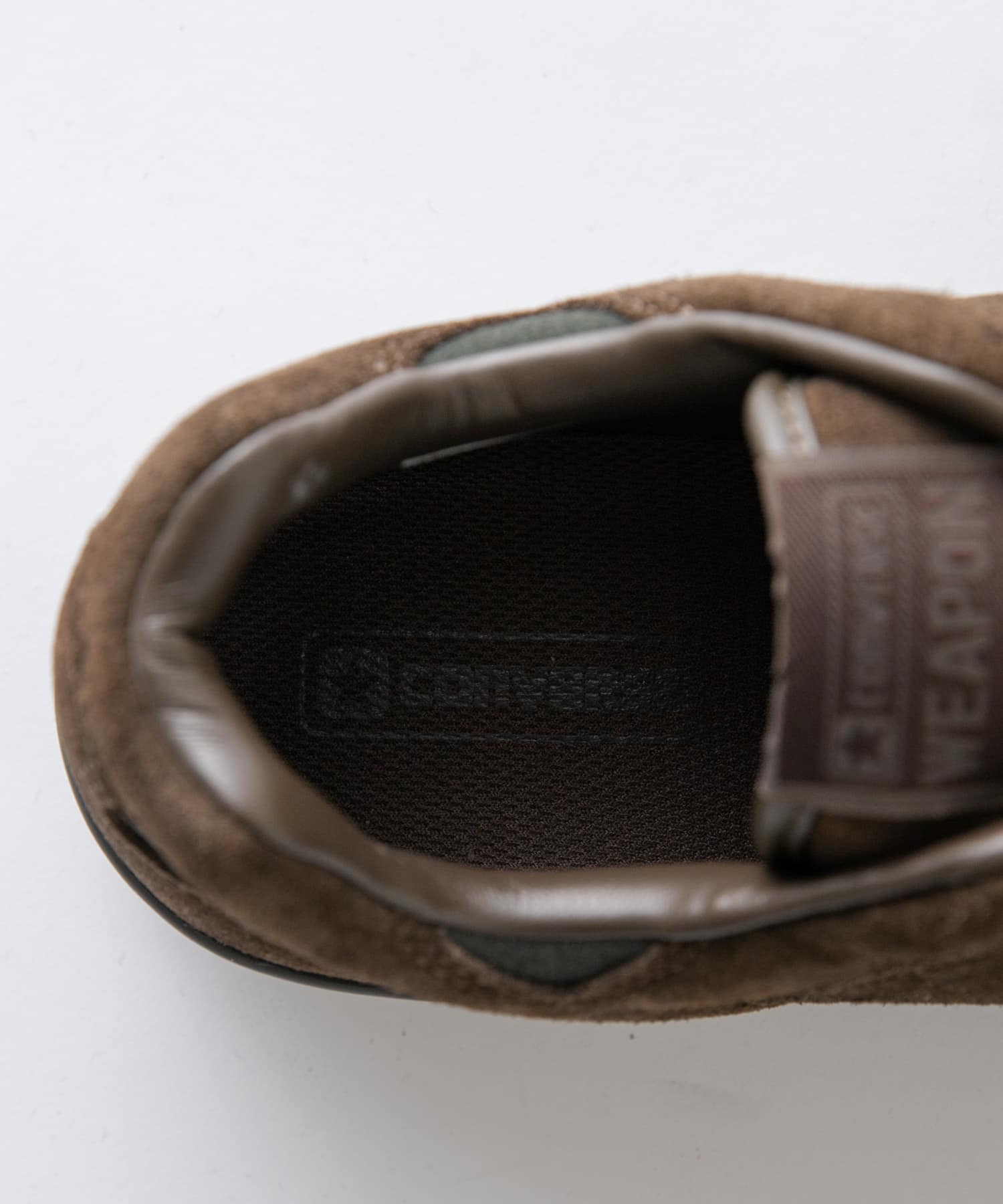 DARK BROWN